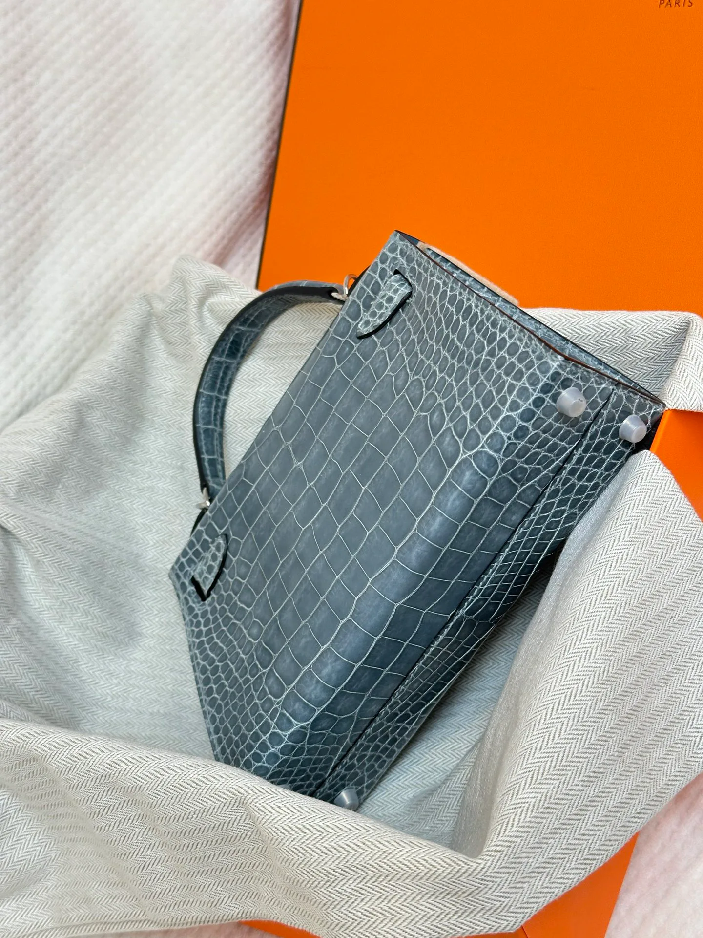 Women's Classic Handbags HERMES 18362071