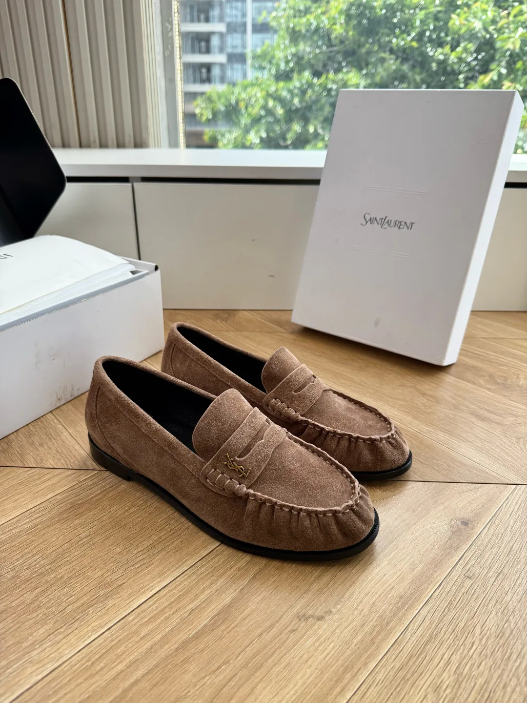 Women's Loafers And Moccasins SAINT LAURENT 17569092
