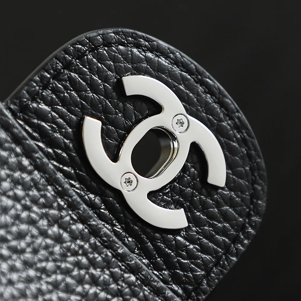Women's Classic Handbags CHANEL 17823656