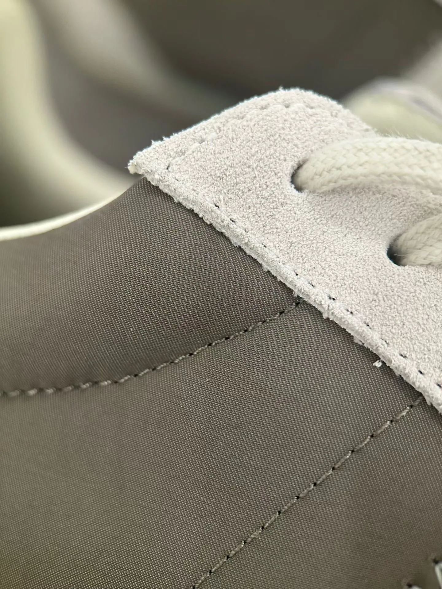 Women's Sneakers LORO PIANA 18267424