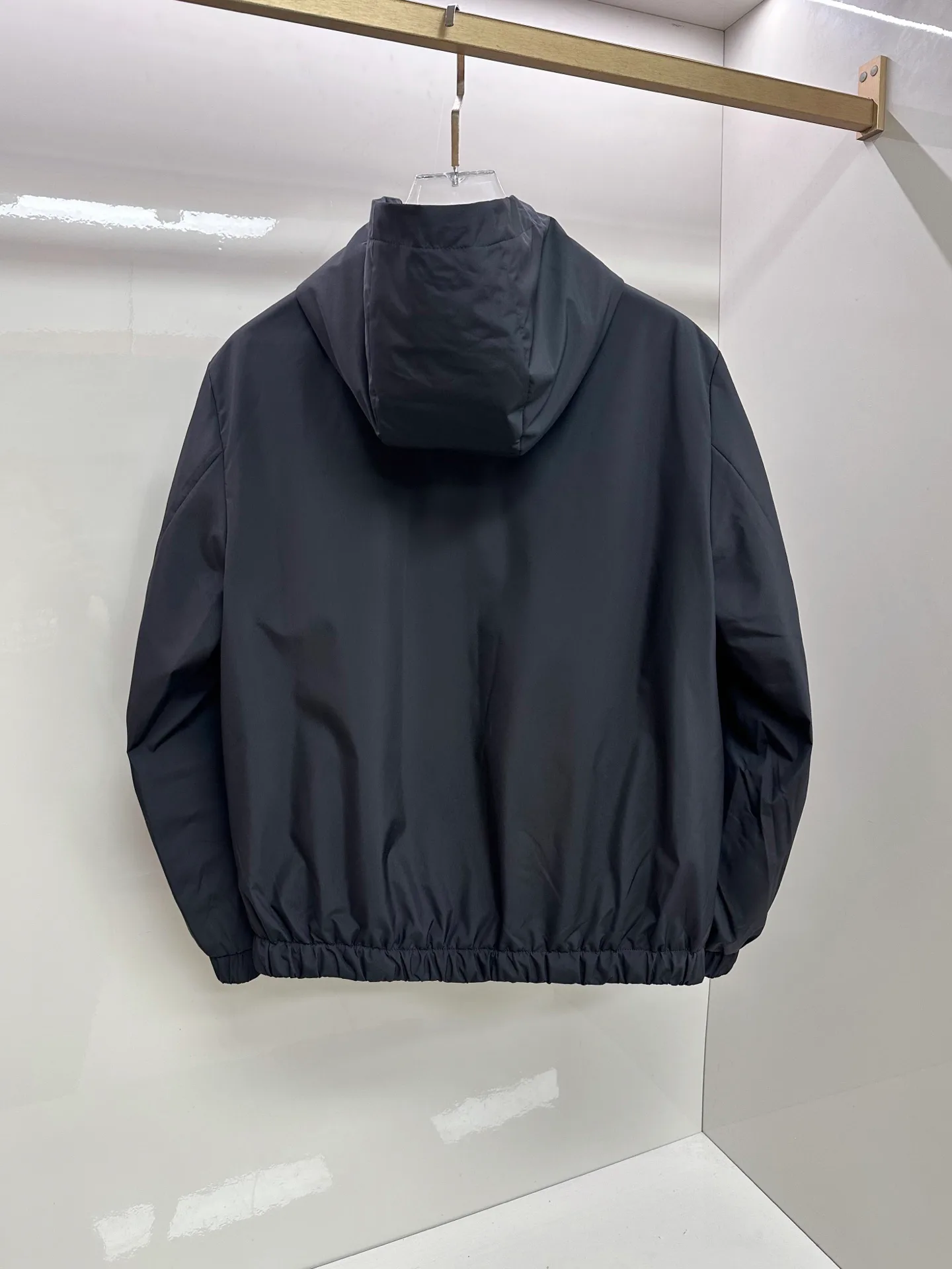 Men's Jackets And Down Jackets MONCLER 18140237