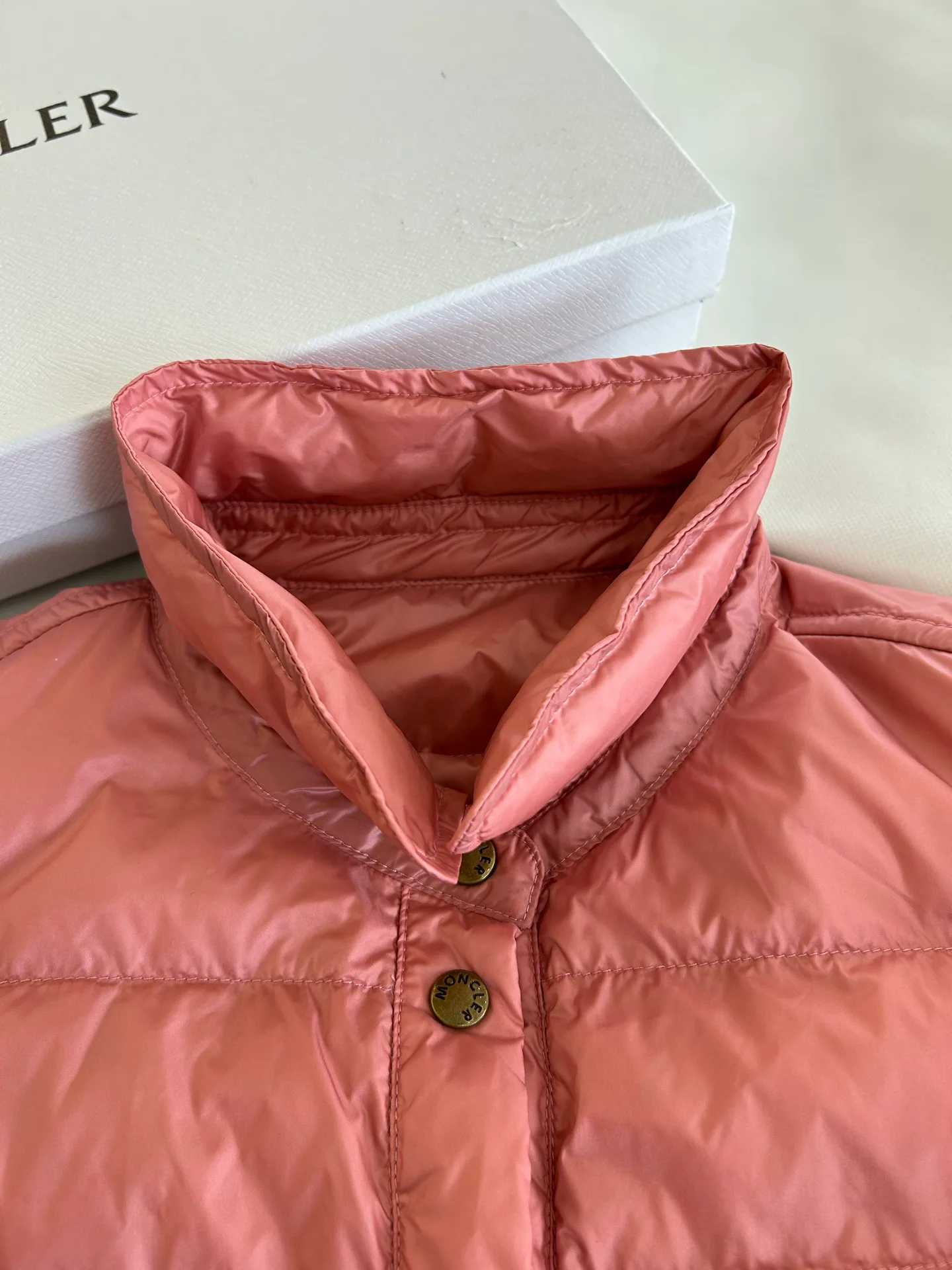 Men's Jackets And Down Jackets MONCLER 18231323