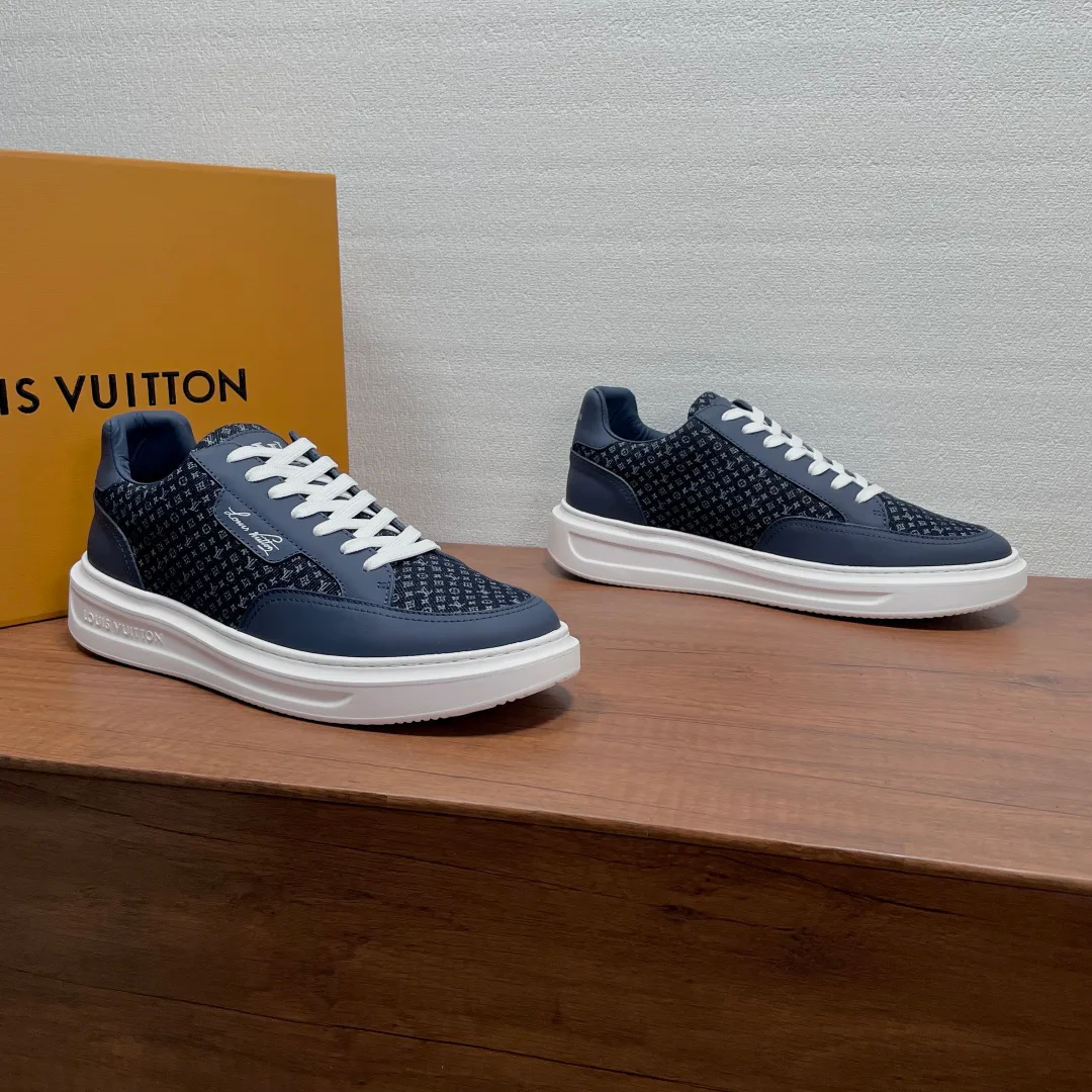 Men's Sneakers LOUIS VUITTON 18000610