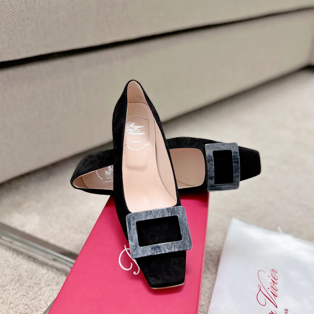 Women's Heels ROGER VIVIER 17550740