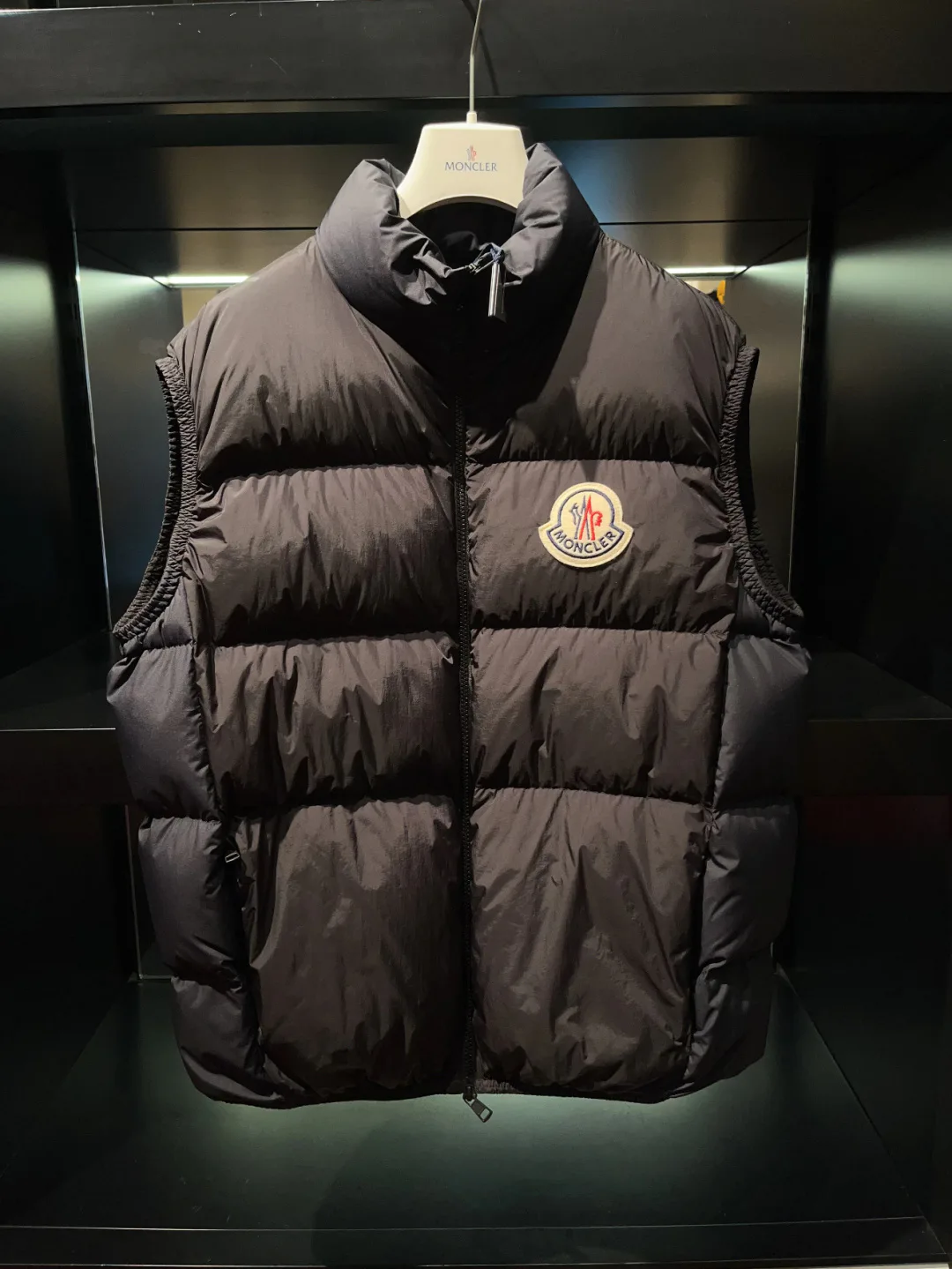 Women's Vests MONCLER 18007561