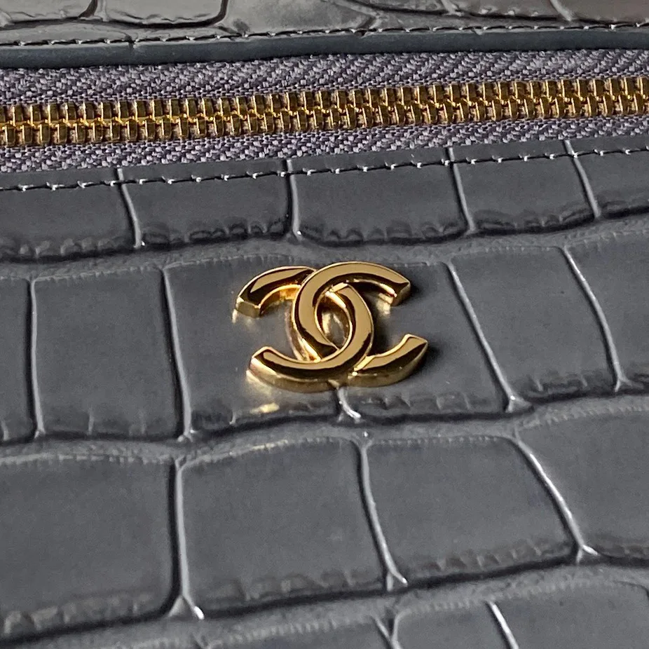 Women's Classic Handbags CHANEL 18058562
