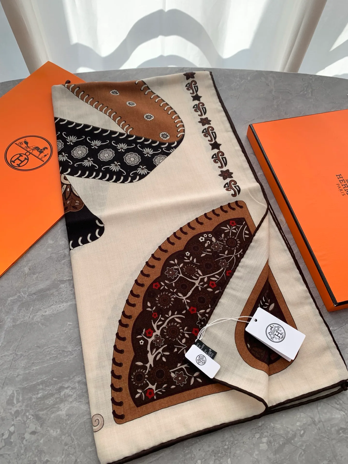 Silk Scarves HERMES 18222483