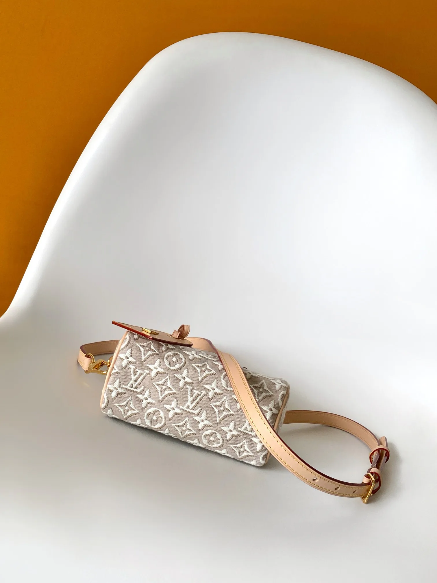 Women's Classic Handbags LOUIS VUITTON 17428092