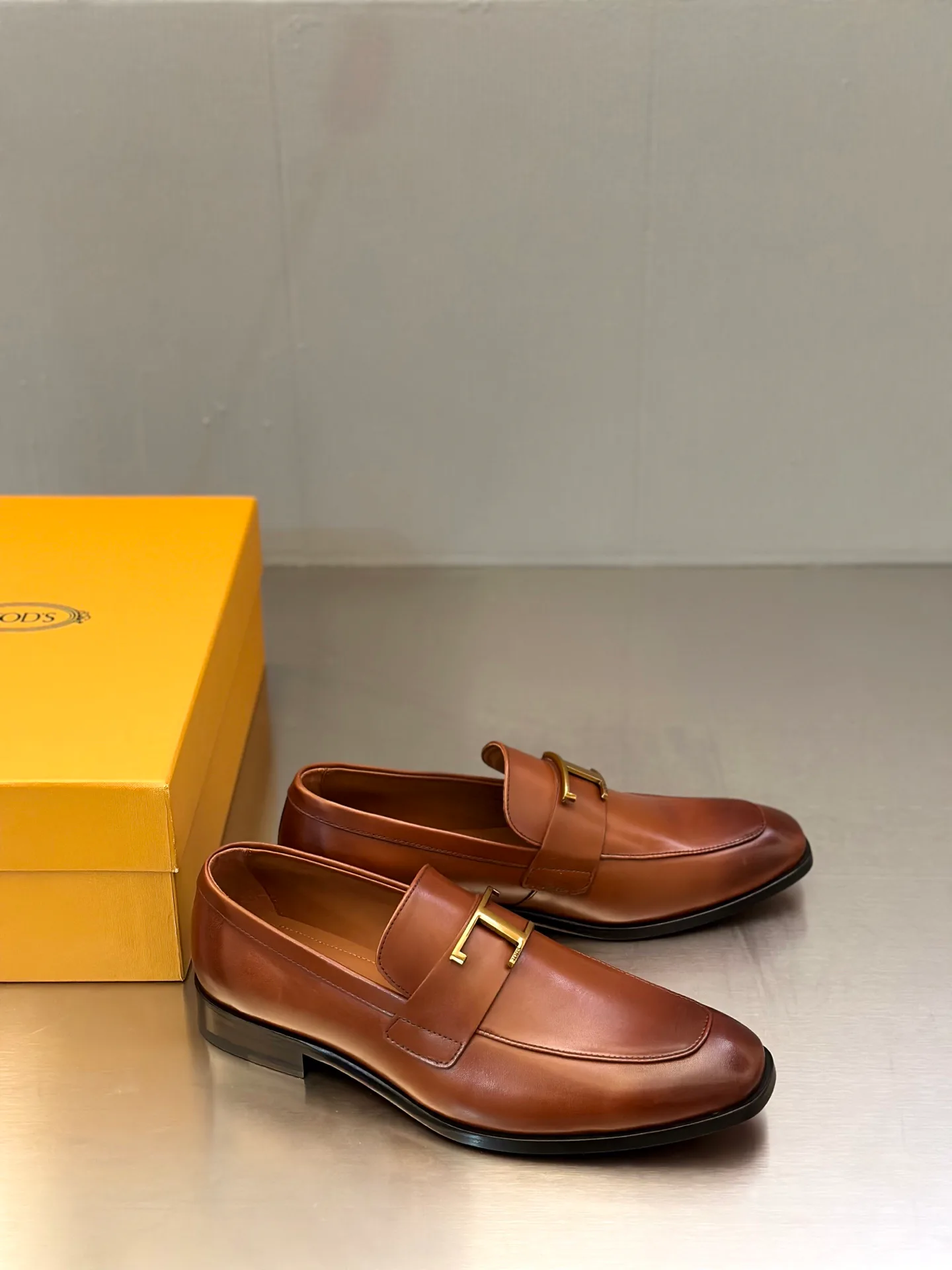 Men's Loafers And Dress Shoes TOD'S 17219237