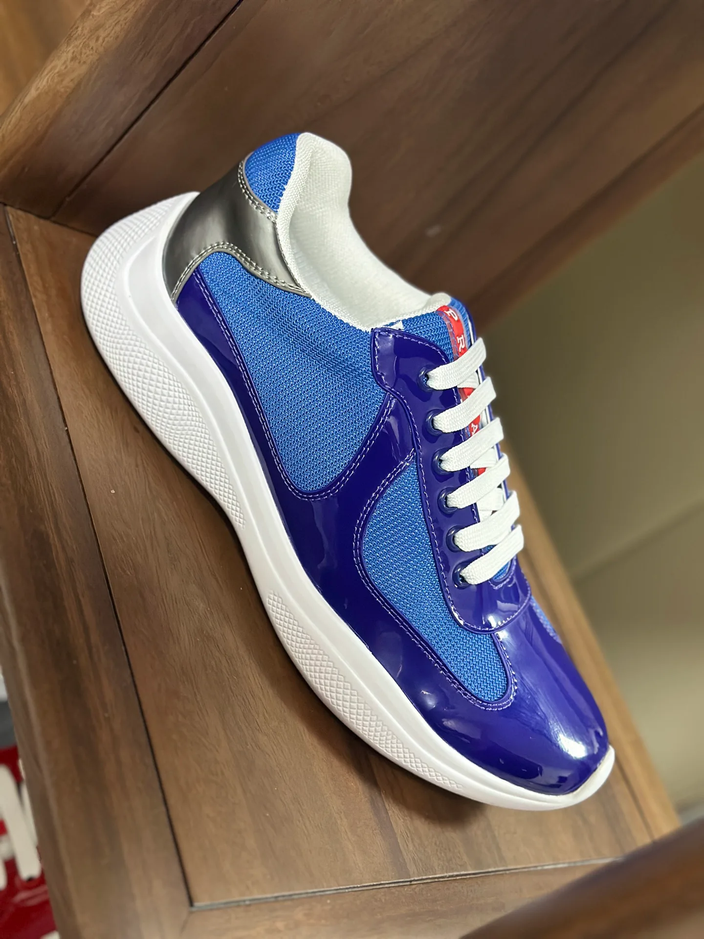 Women's Sneakers PRADA 18262257