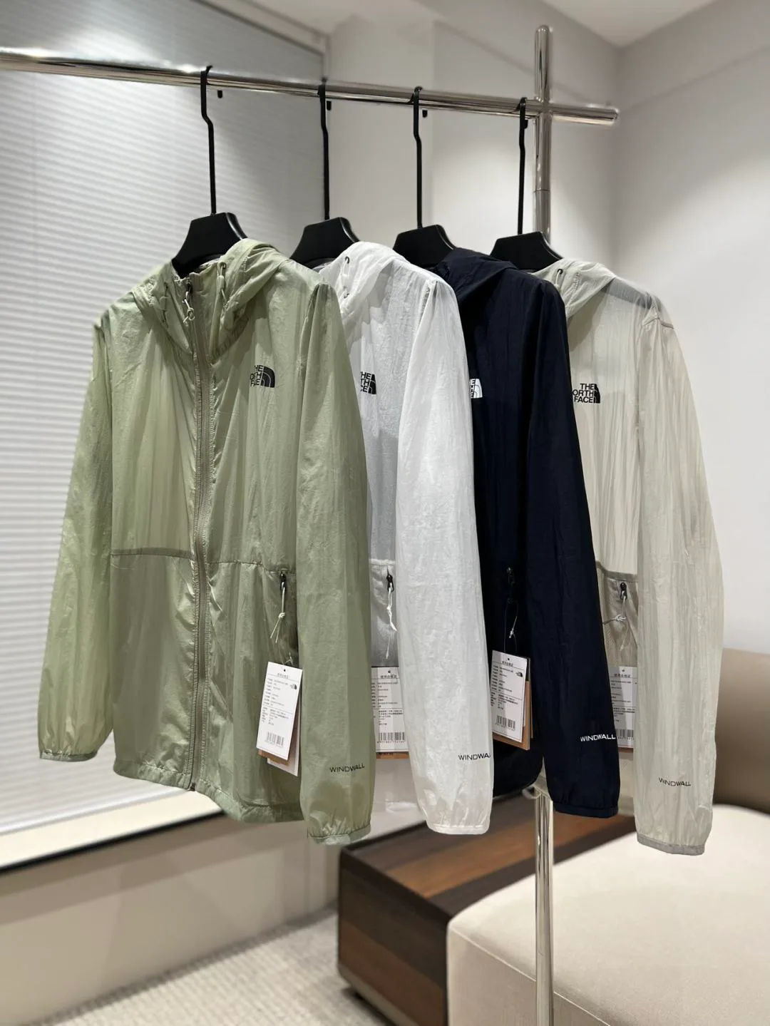 Women's Jackets And Down Jackets THE NORTH FACE 17235476