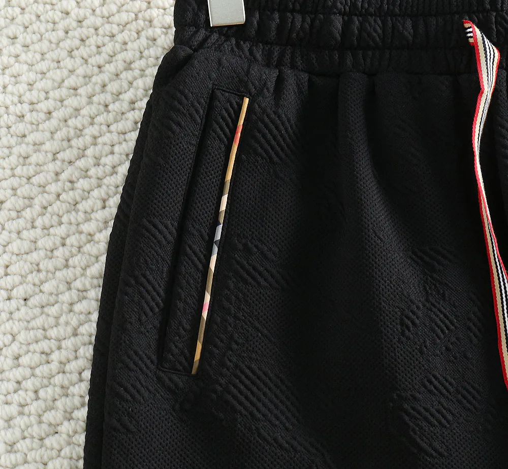 Men's Shorts BURBERRY 18000504