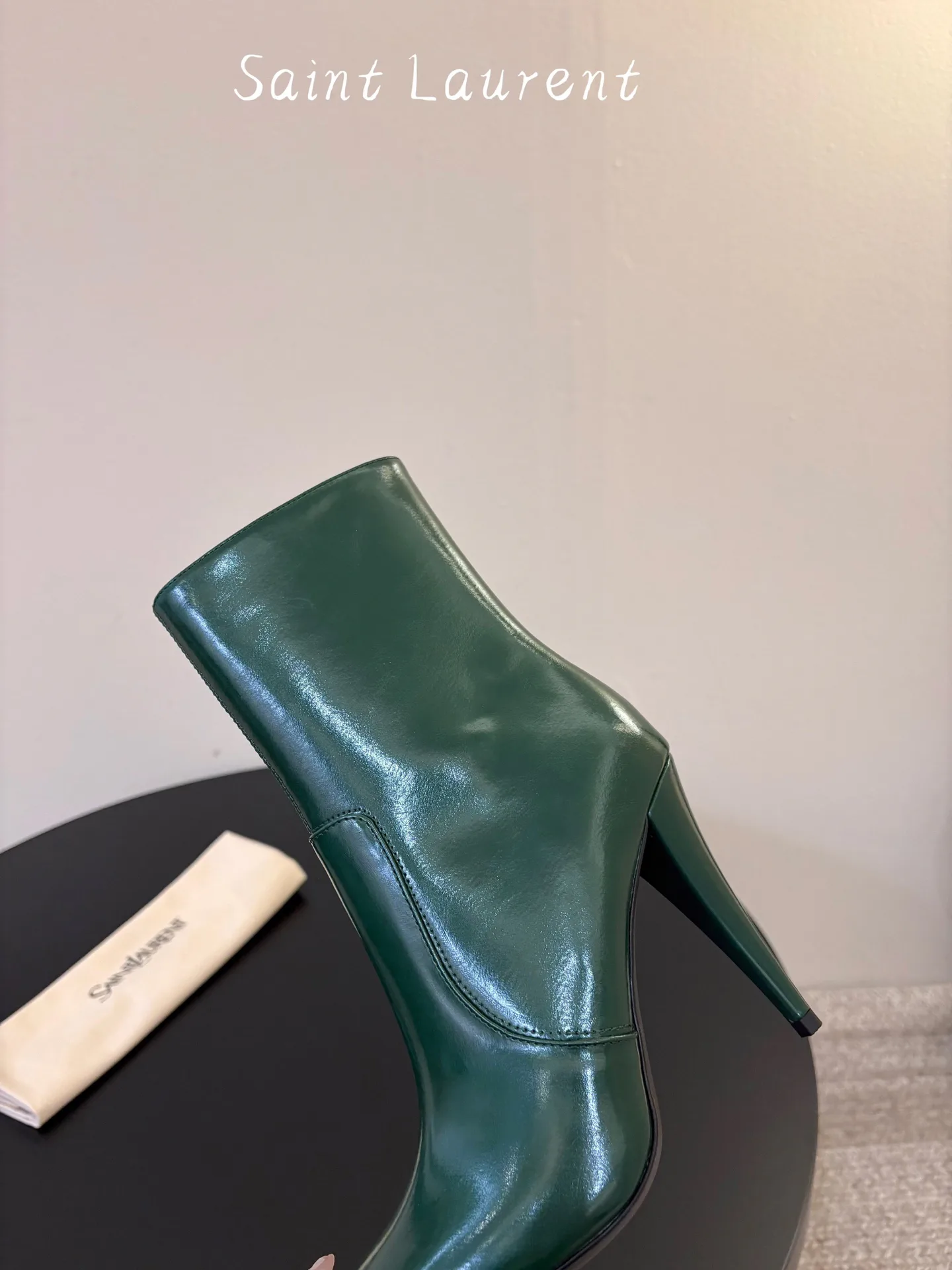 Women's Booties SAINT LAURENT 18049299