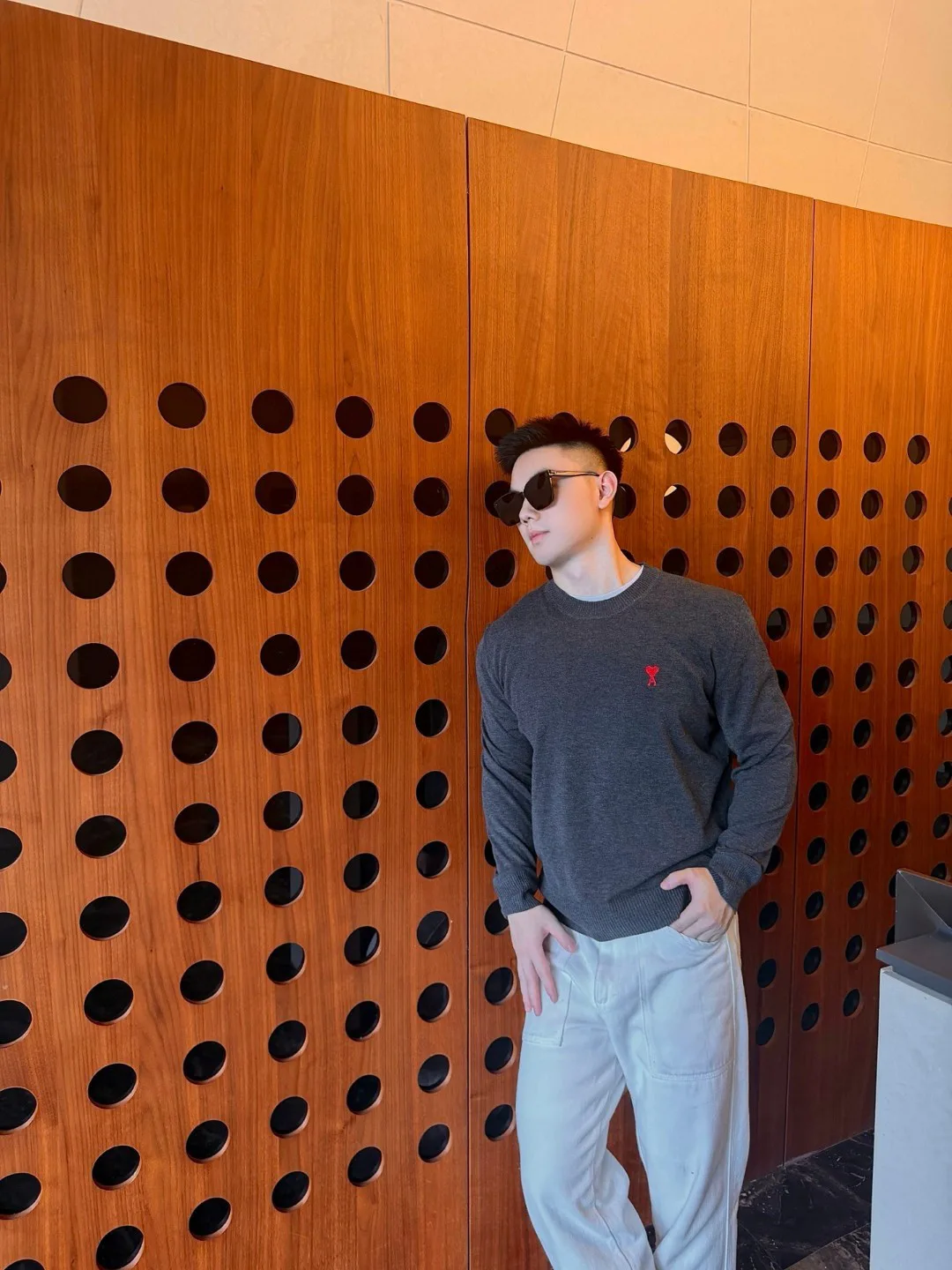 Men's Jumpers And Sweaters AMI PARIS 17740852