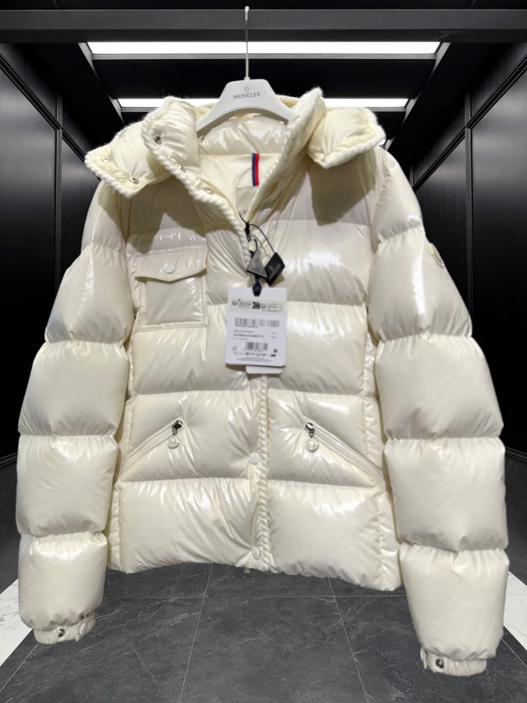 Men's Jackets And Down Jackets MONCLER 19575021