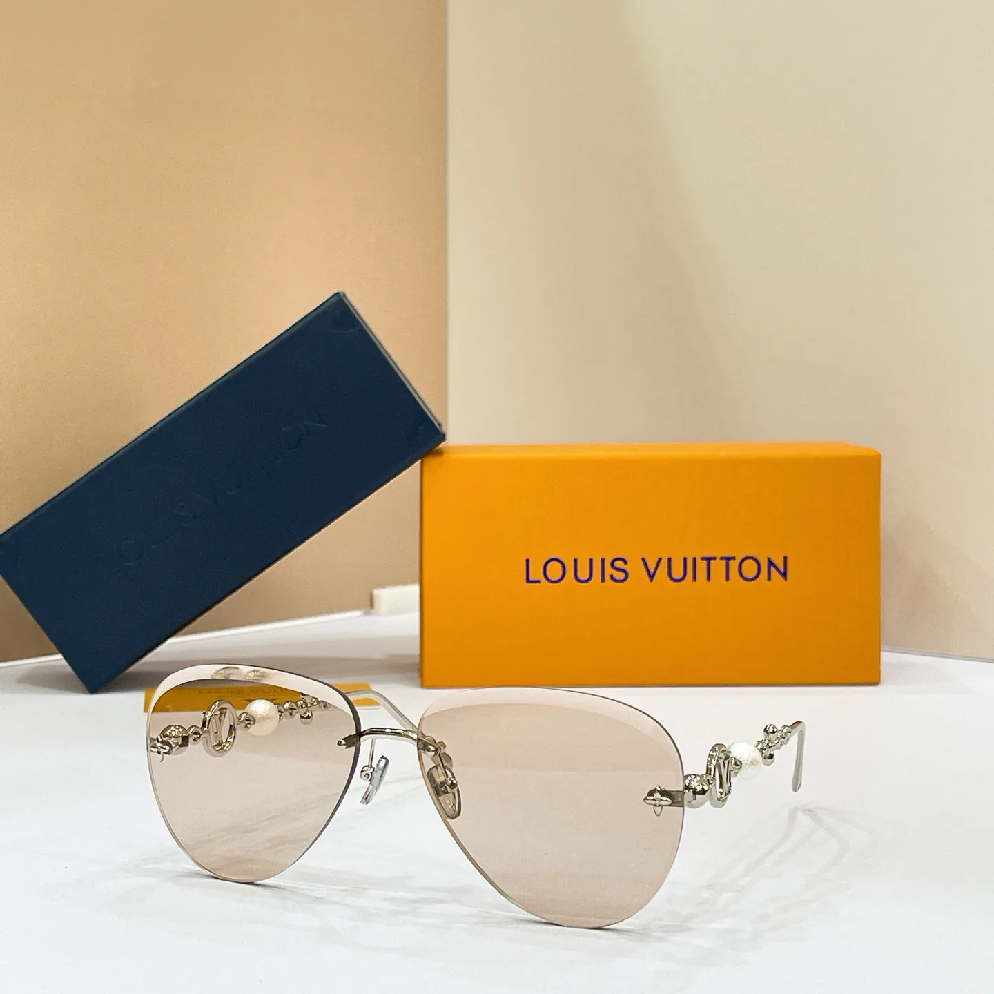Glasses LOUIS VUITTON 17495967