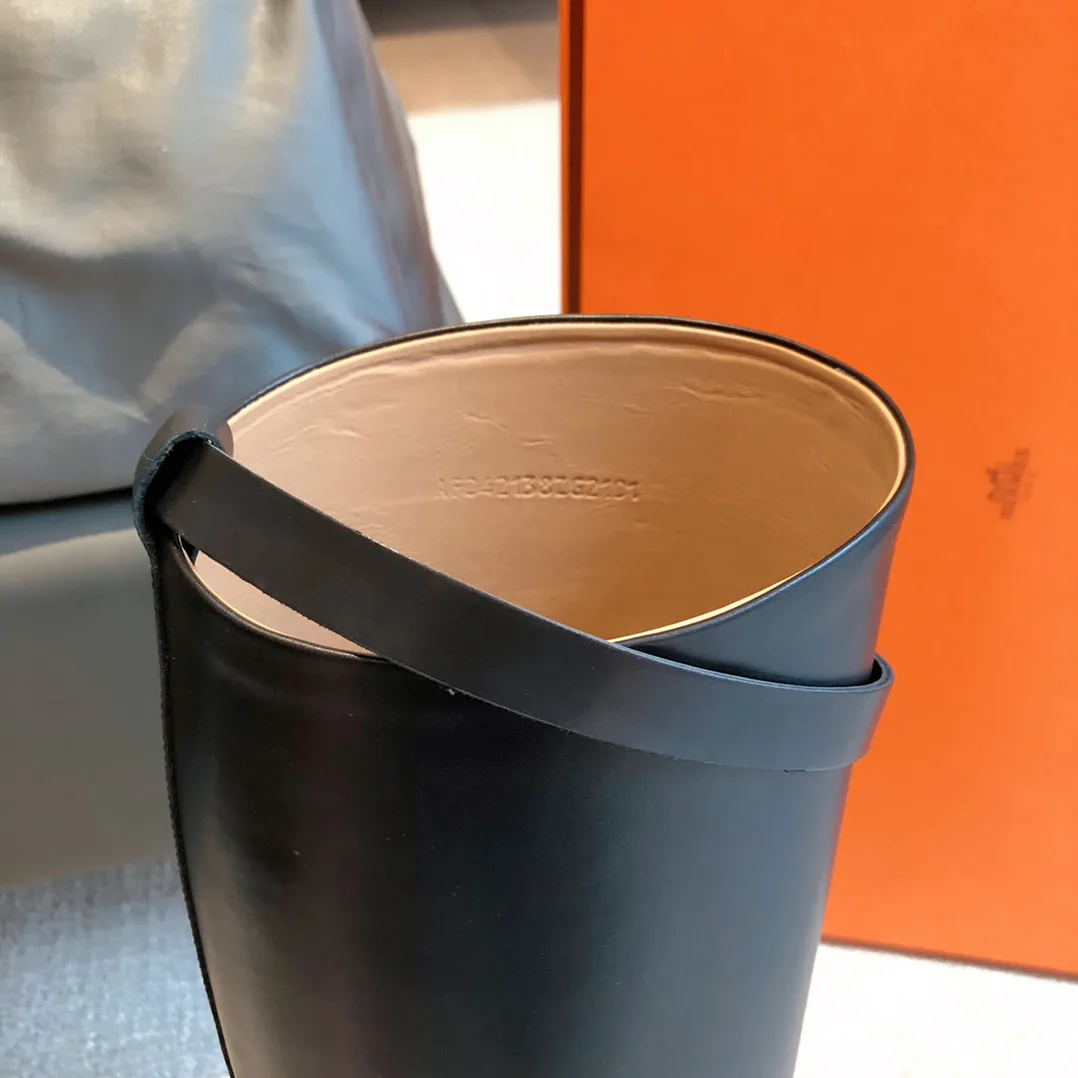 Women's Boots HERMES 18446802