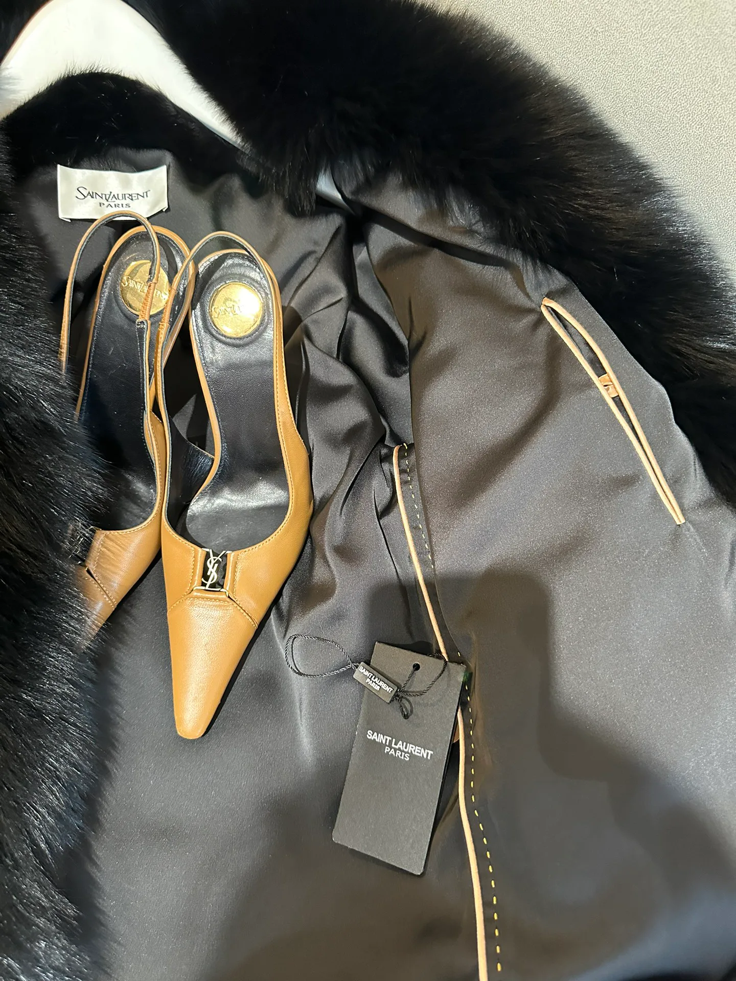 Women's Fur Coats SAINT LAURENT 18040754