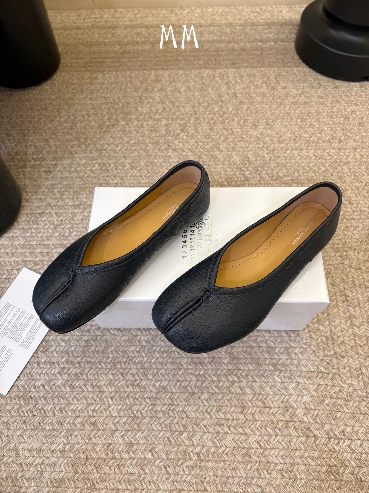 Women's Ballet Flats MAISON MARGIELA 17845064