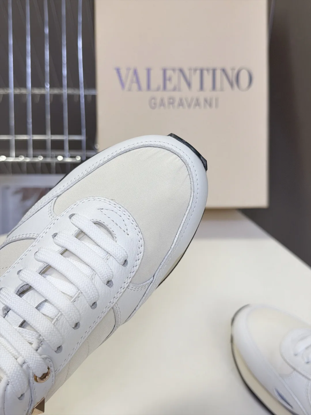 Women's Sneakers VALENTINO 17887671