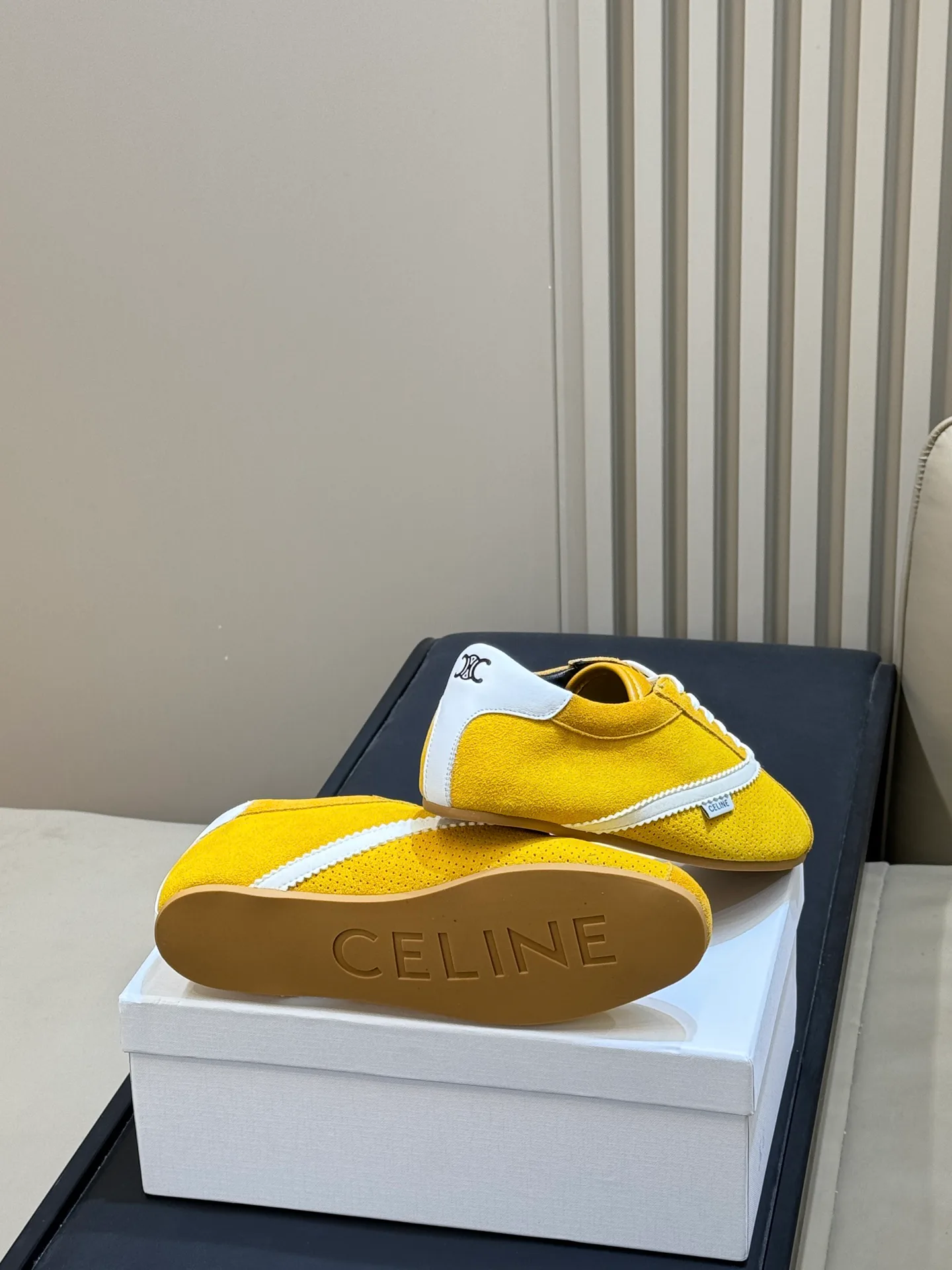 Women's Sneakers CELINE 18072899