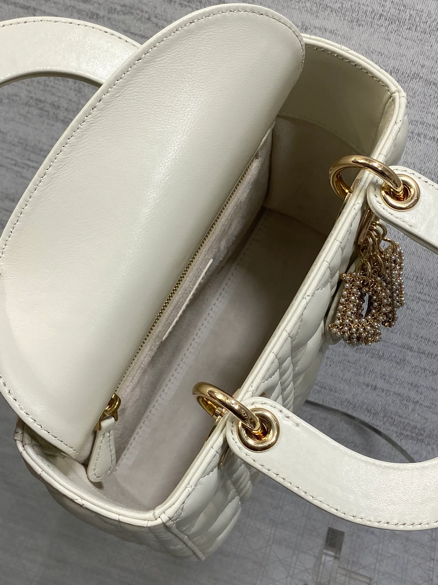 Women's Classic Handbags CHRISTIAN DIOR 18392950