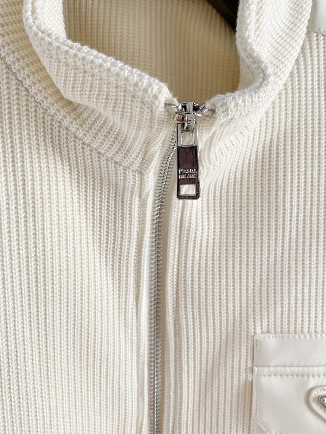 Men's Jackets And Down Jackets PRADA 17993202