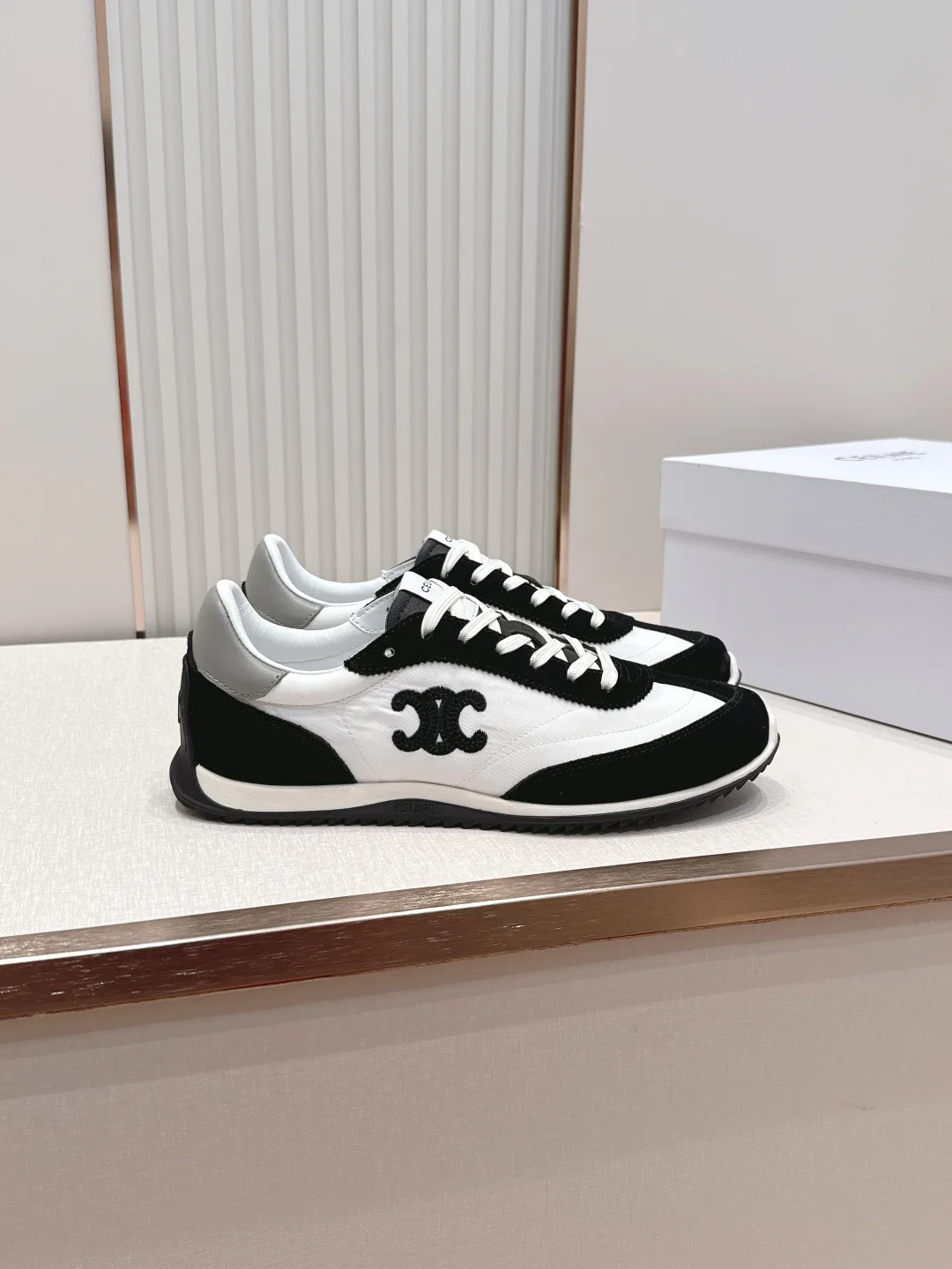 Women's Sneakers CELINE 17708717