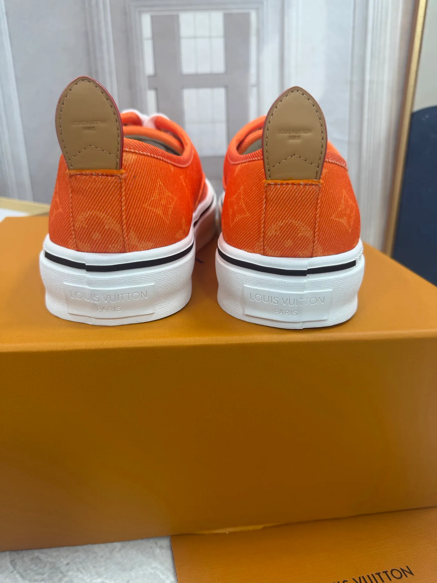 Men's Sneakers LOUIS VUITTON 18190080