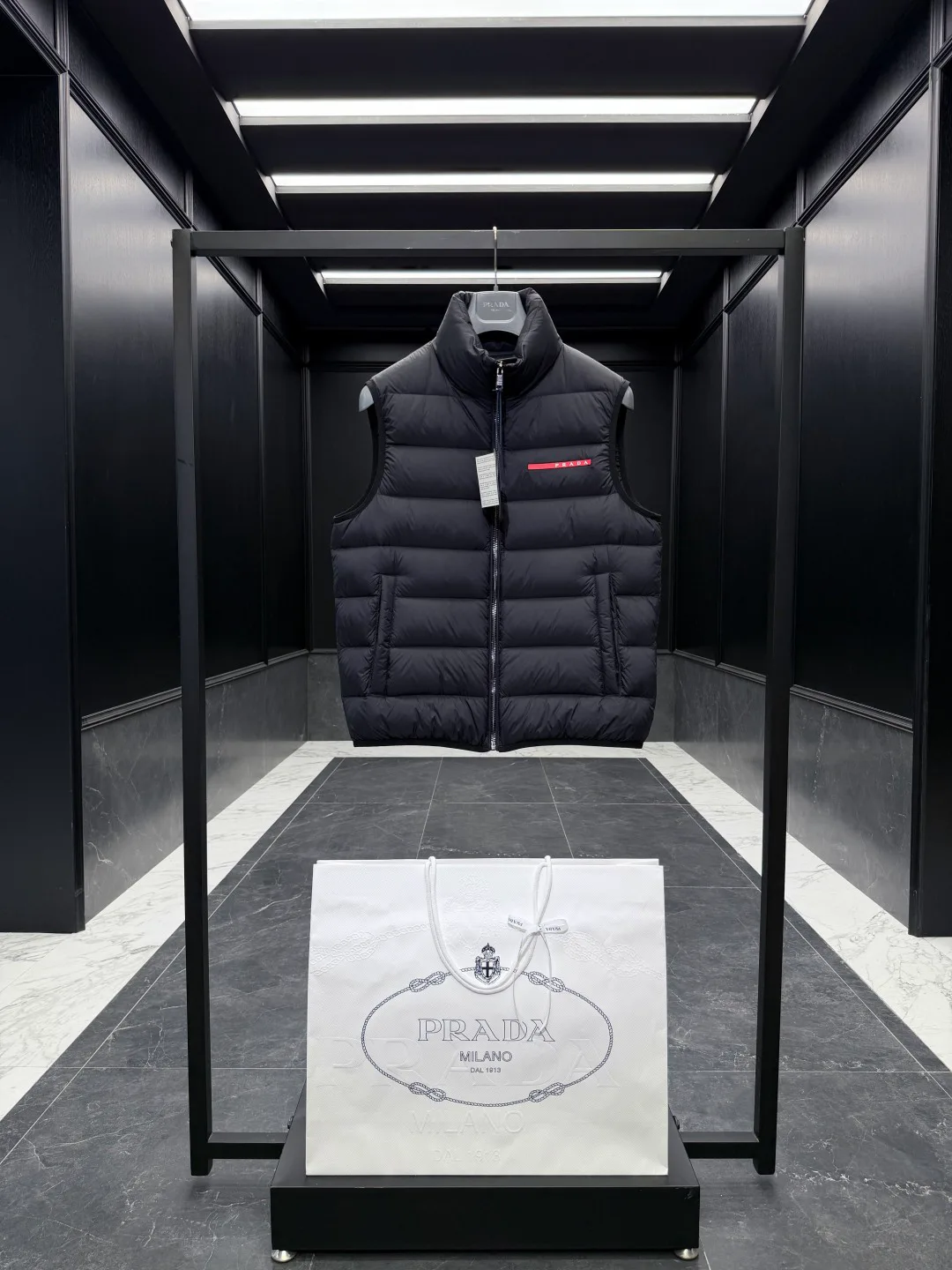 Men's Vests PRADA 18416833