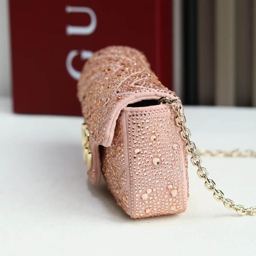 Women's Classic Handbags GUCCI 17787317