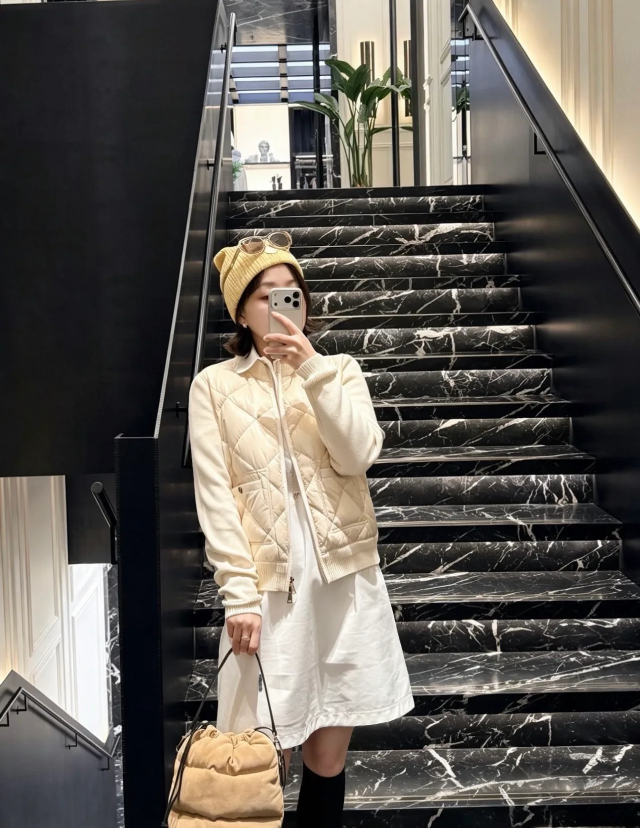 Women's Jackets And Down Jackets MONCLER 18030710