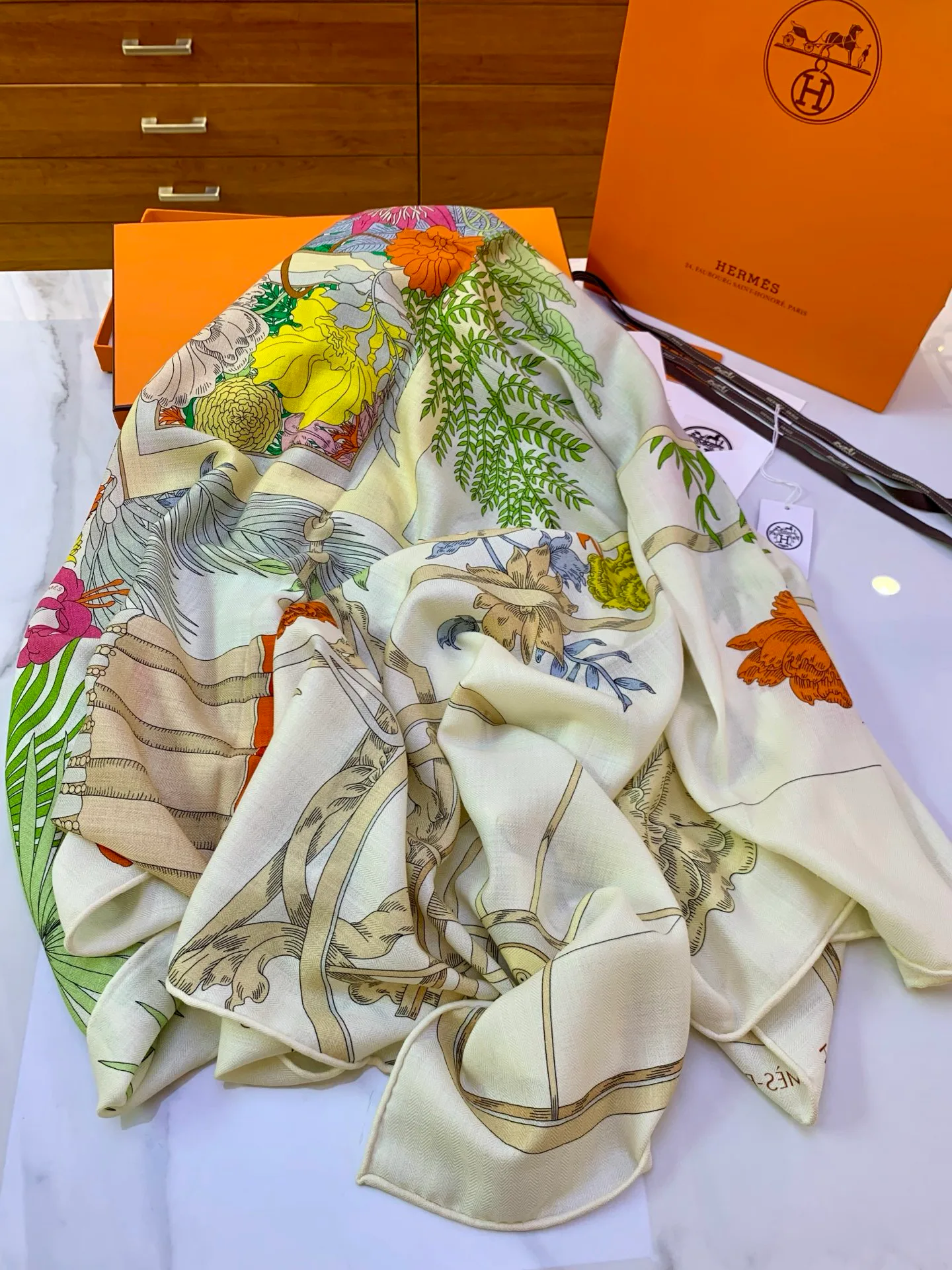 Silk Scarves HERMES 18040233