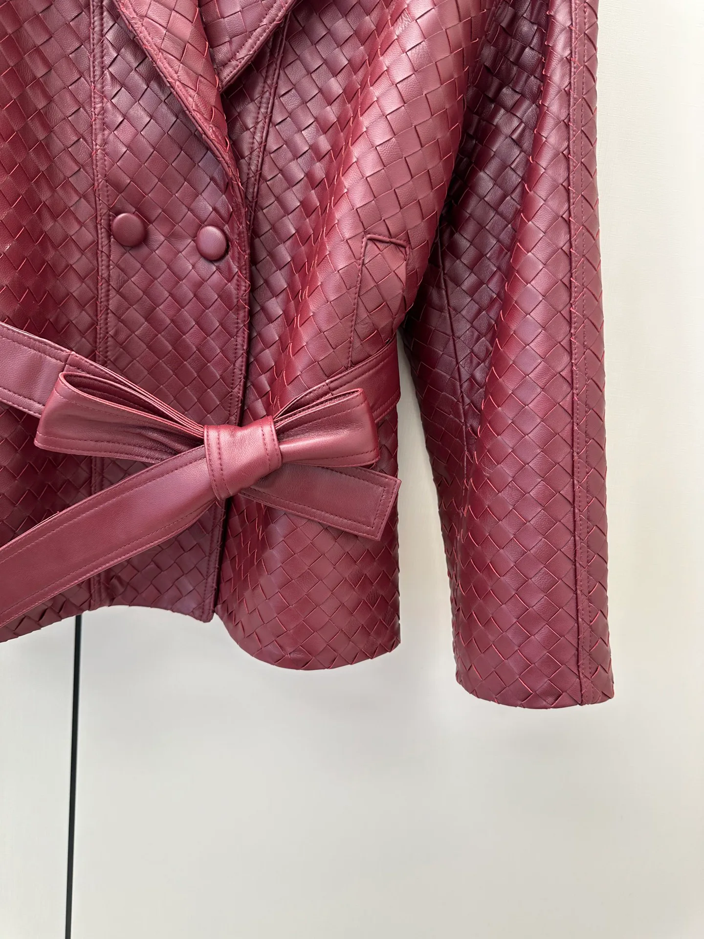 Women's Leather Jackets And Sheepskin Coats BOTTEGA VENETA 17817601
