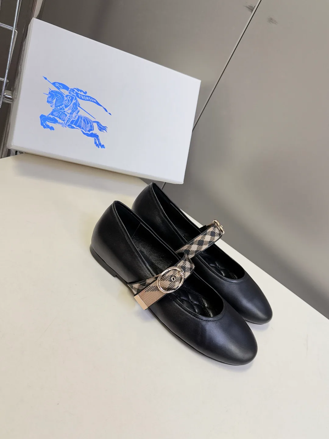 Women's Heels BURBERRY 16891954
