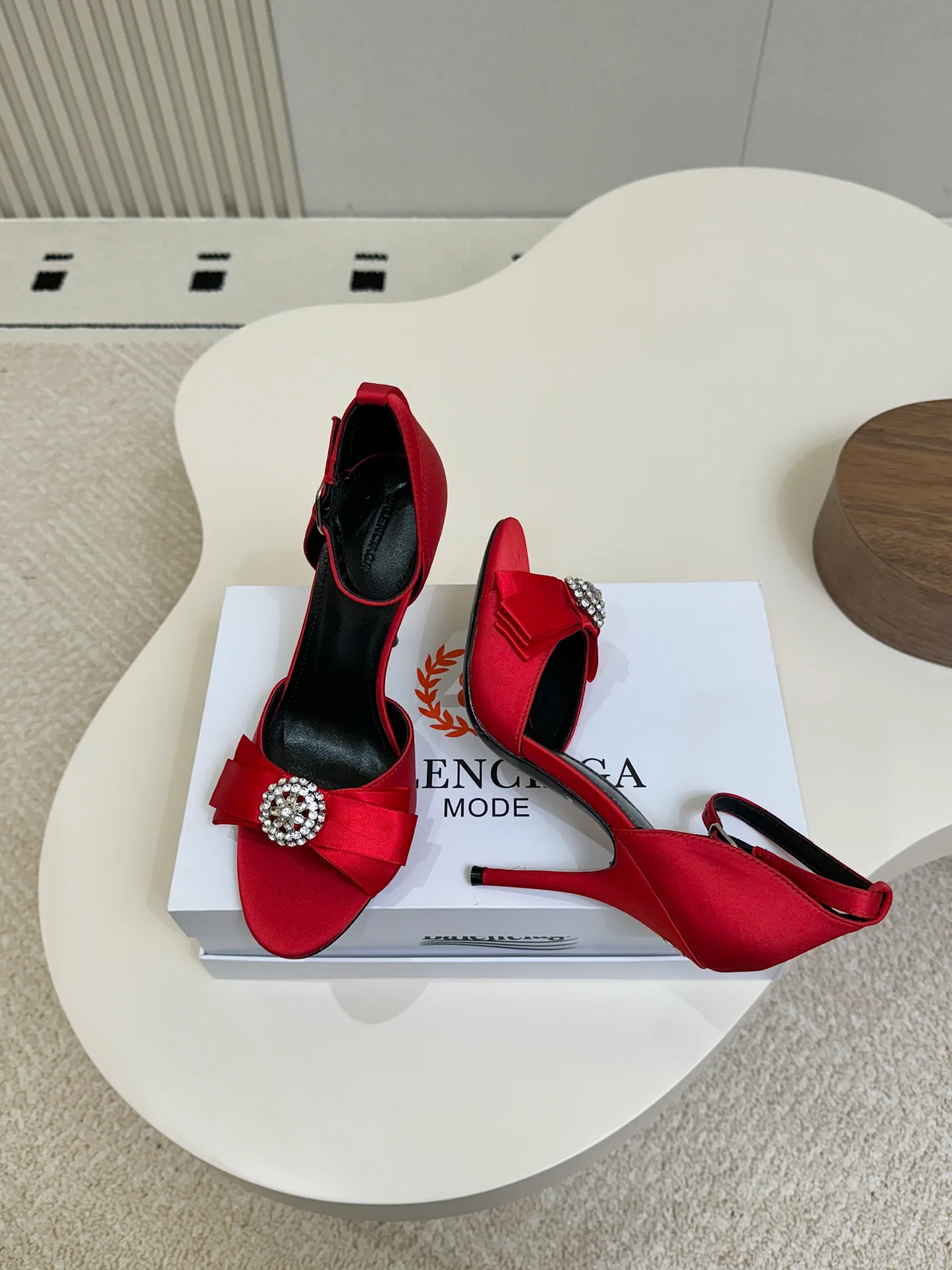 Women's Open-Toe Sandals BALENCIAGA 18083174