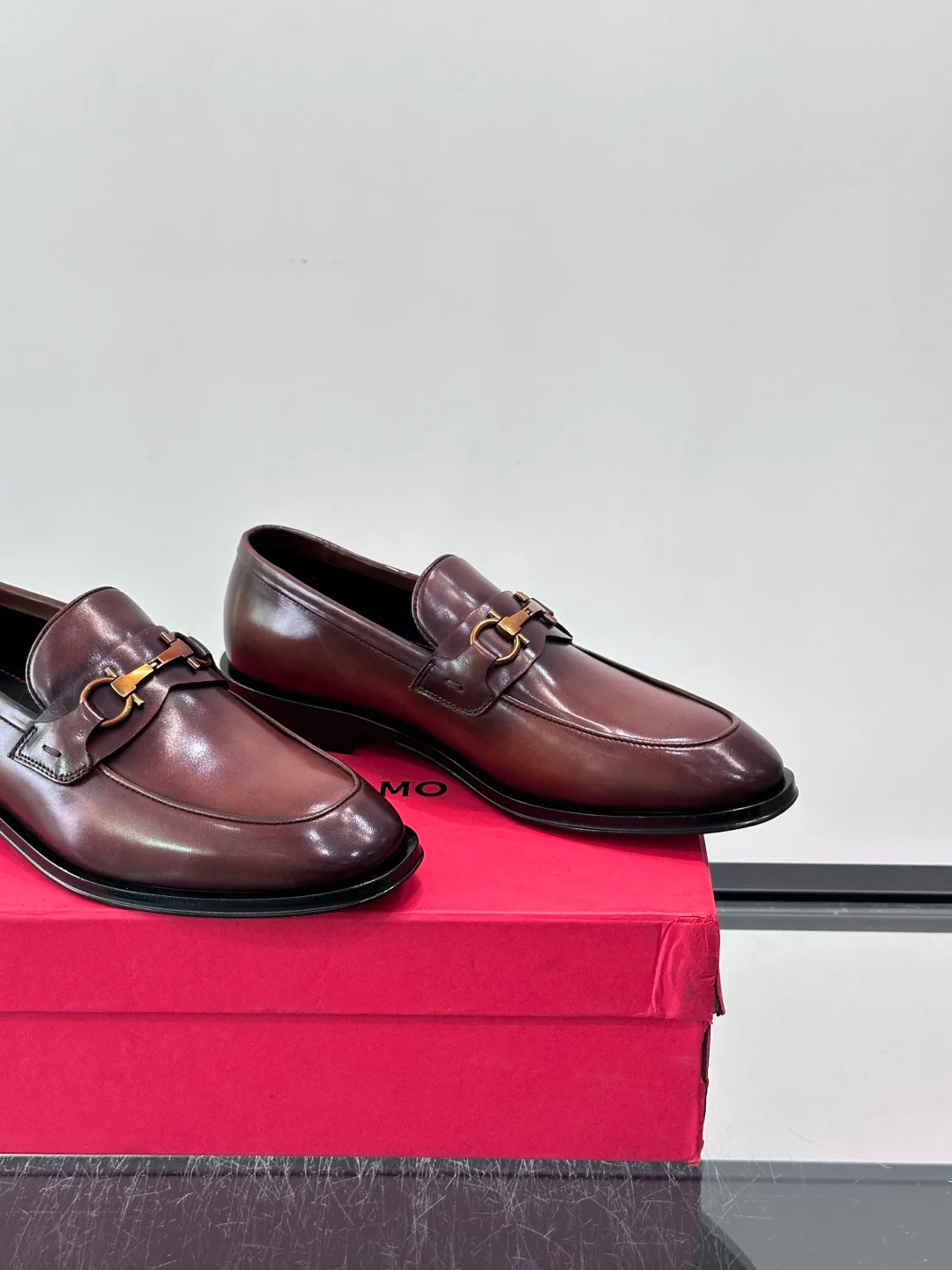 Men's Loafers And Dress Shoes SALVATORE FERRAGAMO 17514641