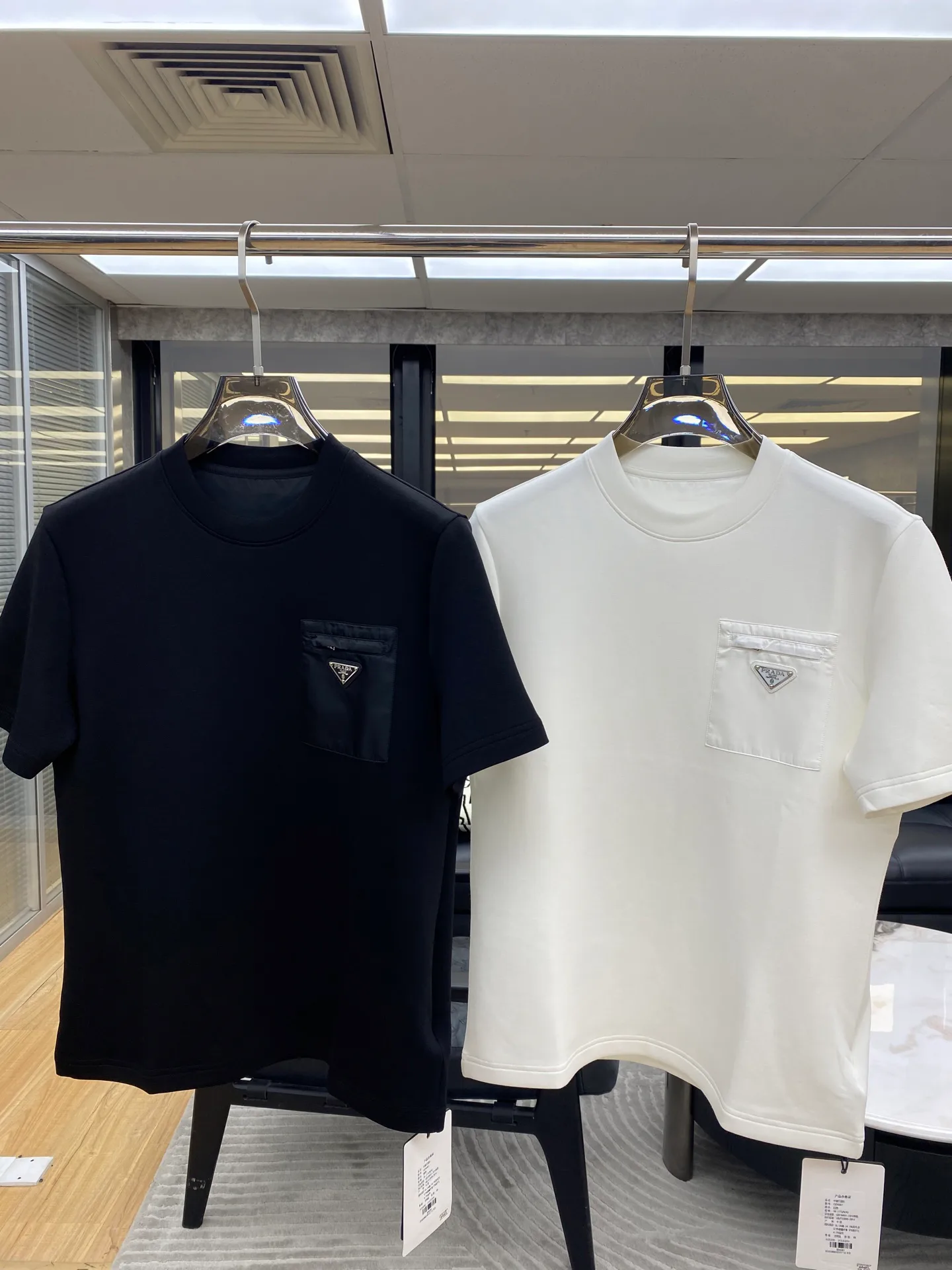 Футболки Мужские Prada 18635553