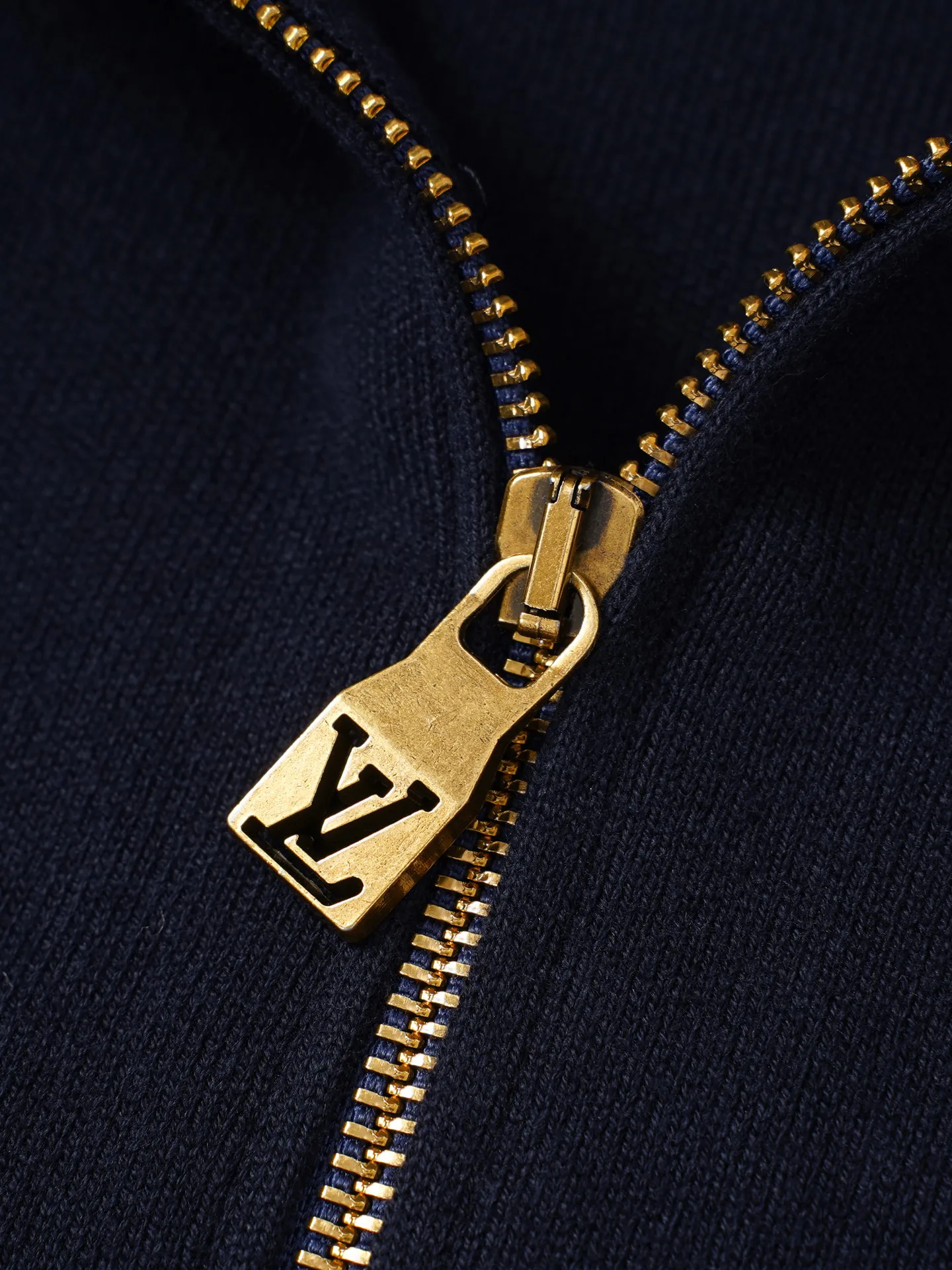 Men's Sweatshirts And Hoodies LOUIS VUITTON 18215674