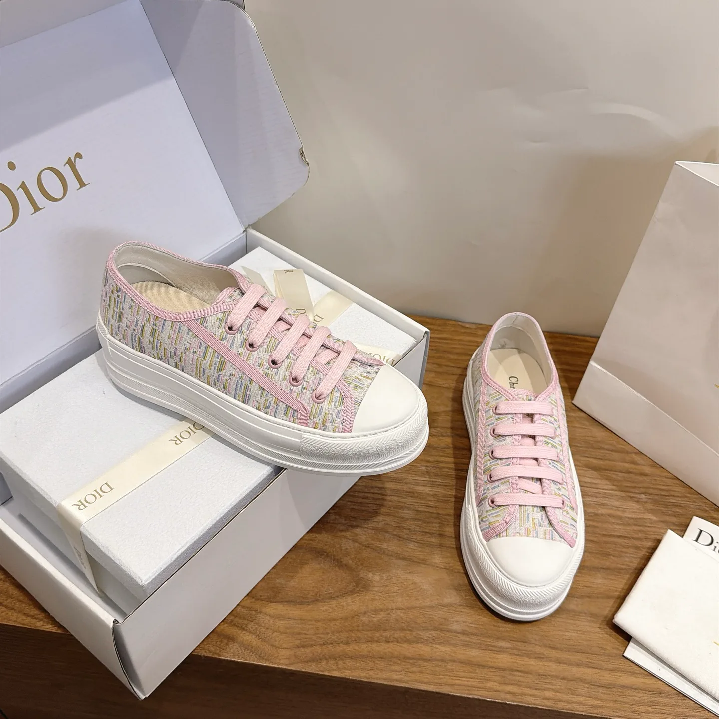 Women's Sneakers CHRISTIAN DIOR 18034456