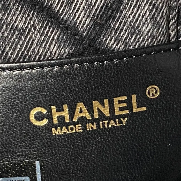 Women's Classic Handbags CHANEL 18207767