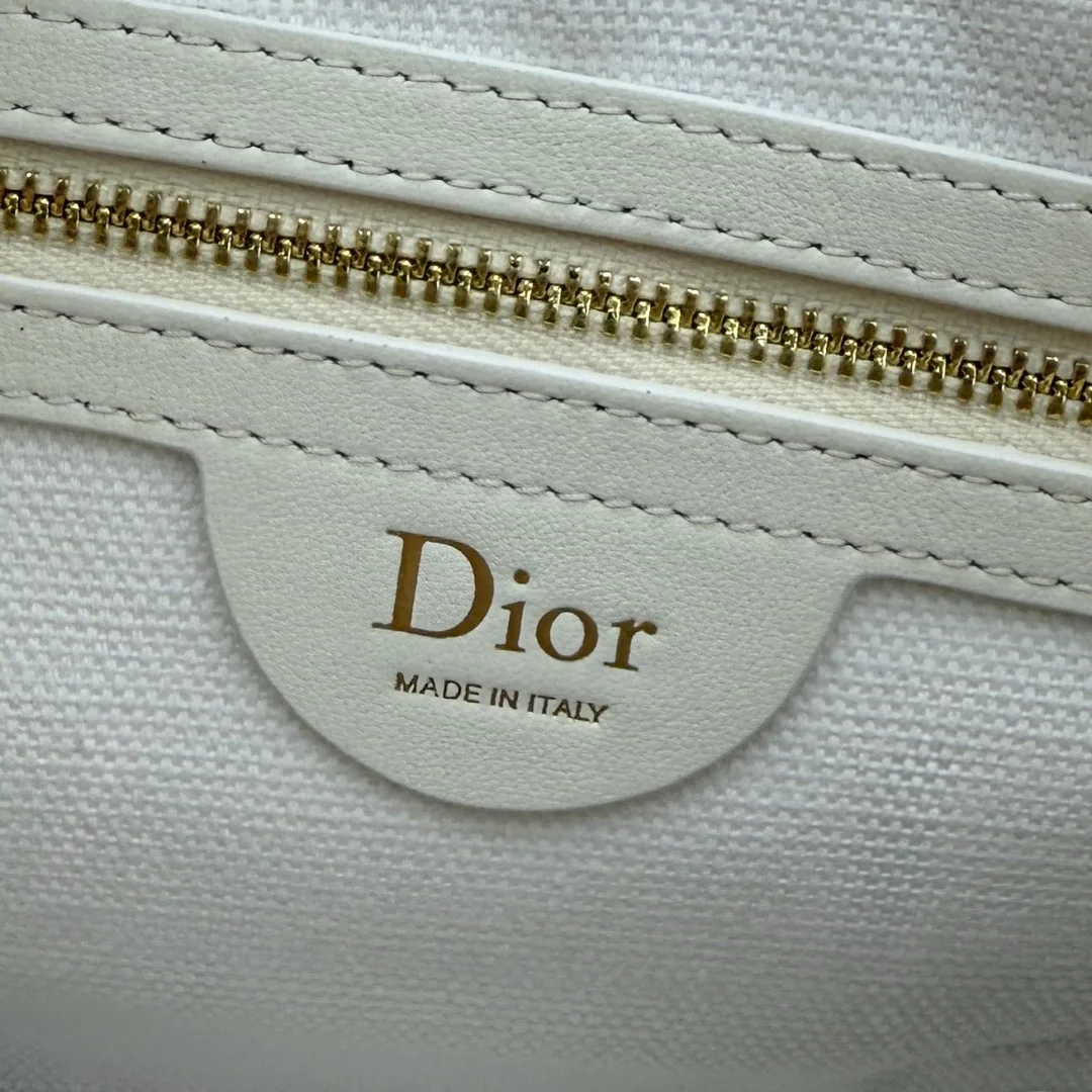 Women's Classic Handbags CHRISTIAN DIOR 18116303