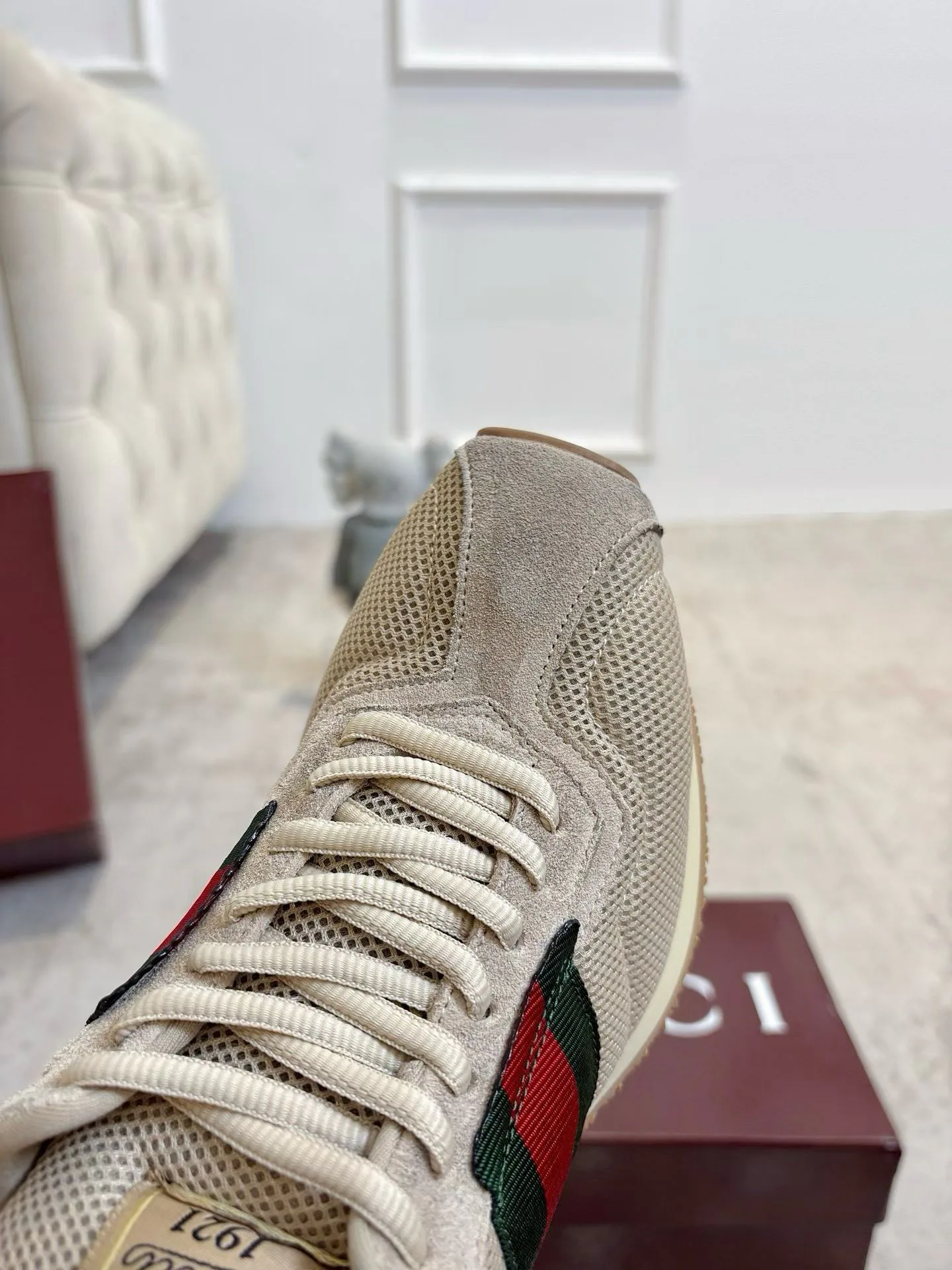 Women's Sneakers GUCCI 18466240