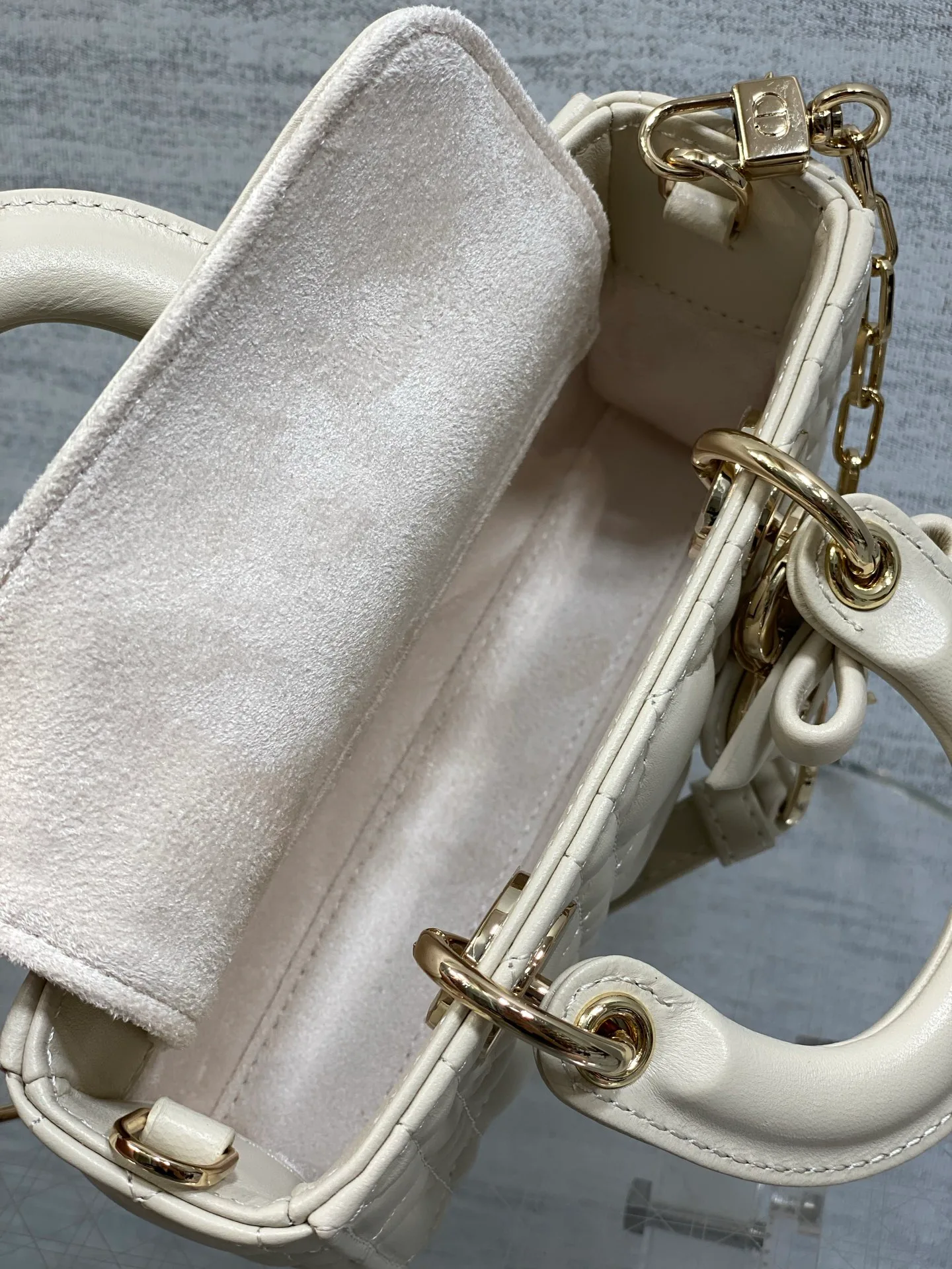 Women's Classic Handbags CHRISTIAN DIOR 18070561