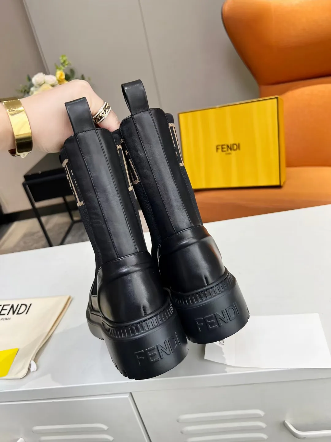 Women's Ankle Boots FENDI 18264014