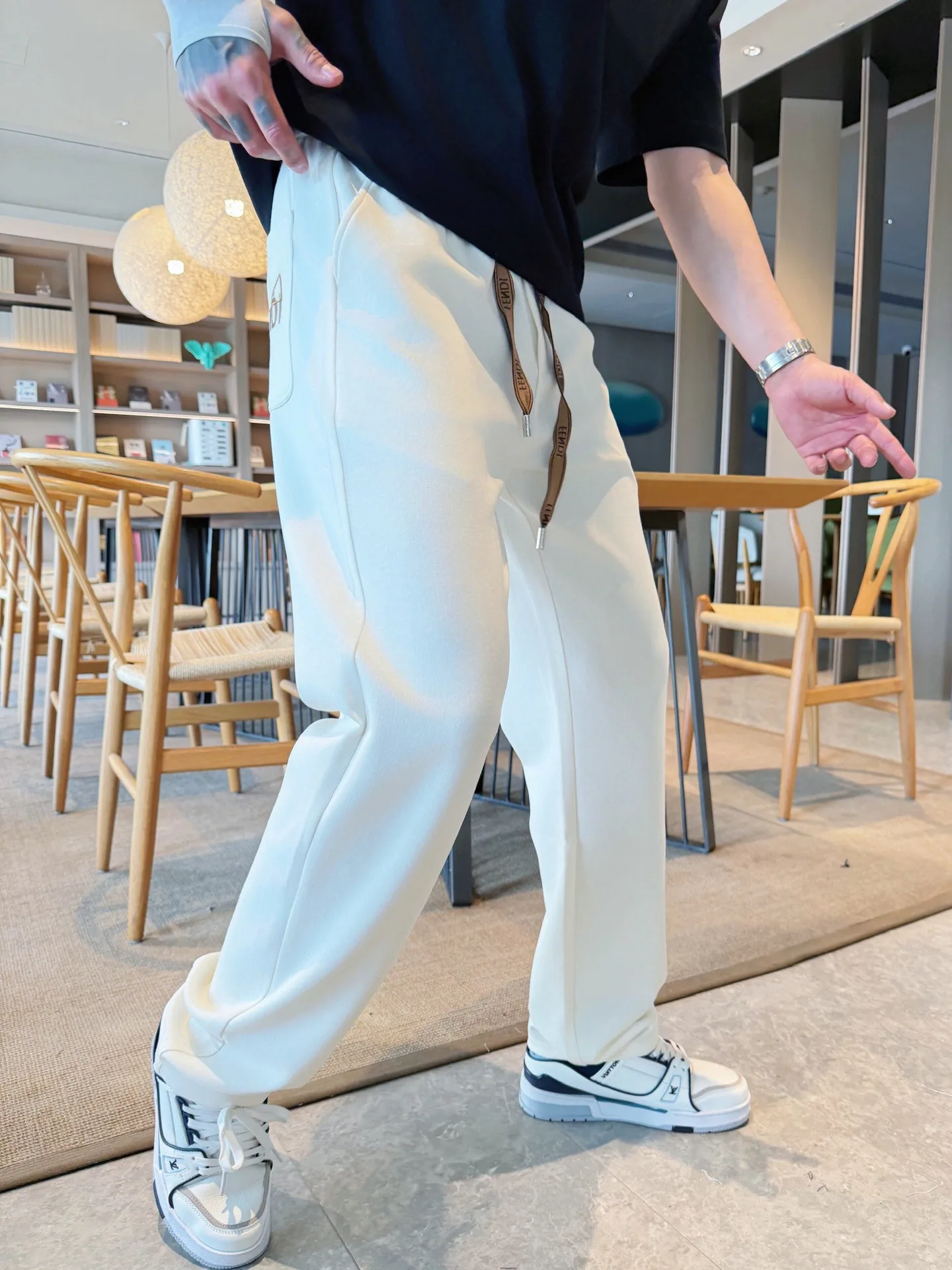 Men's Trousers FENDI 18345813