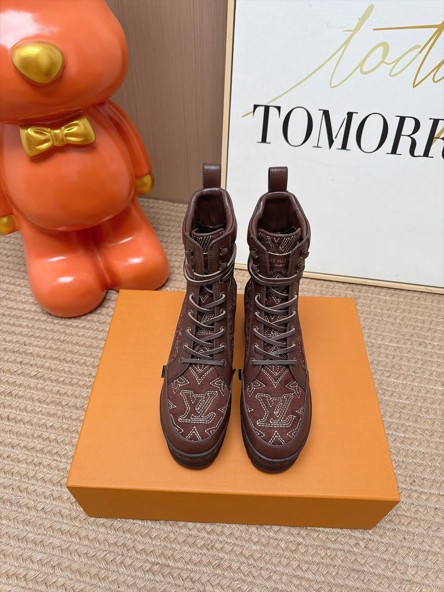 Women's Ankle Boots LOUIS VUITTON 18239718