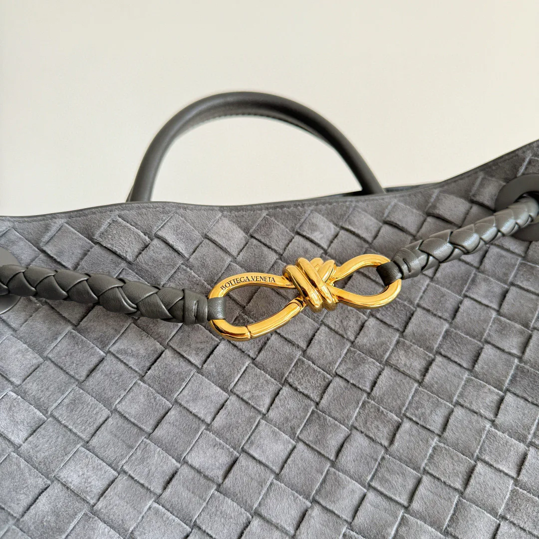 Women's Classic Handbags BOTTEGA VENETA 17894774
