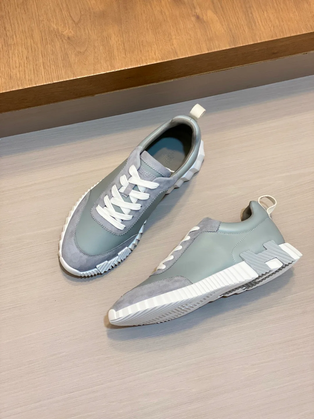 Women's Sneakers HERMES 18039730