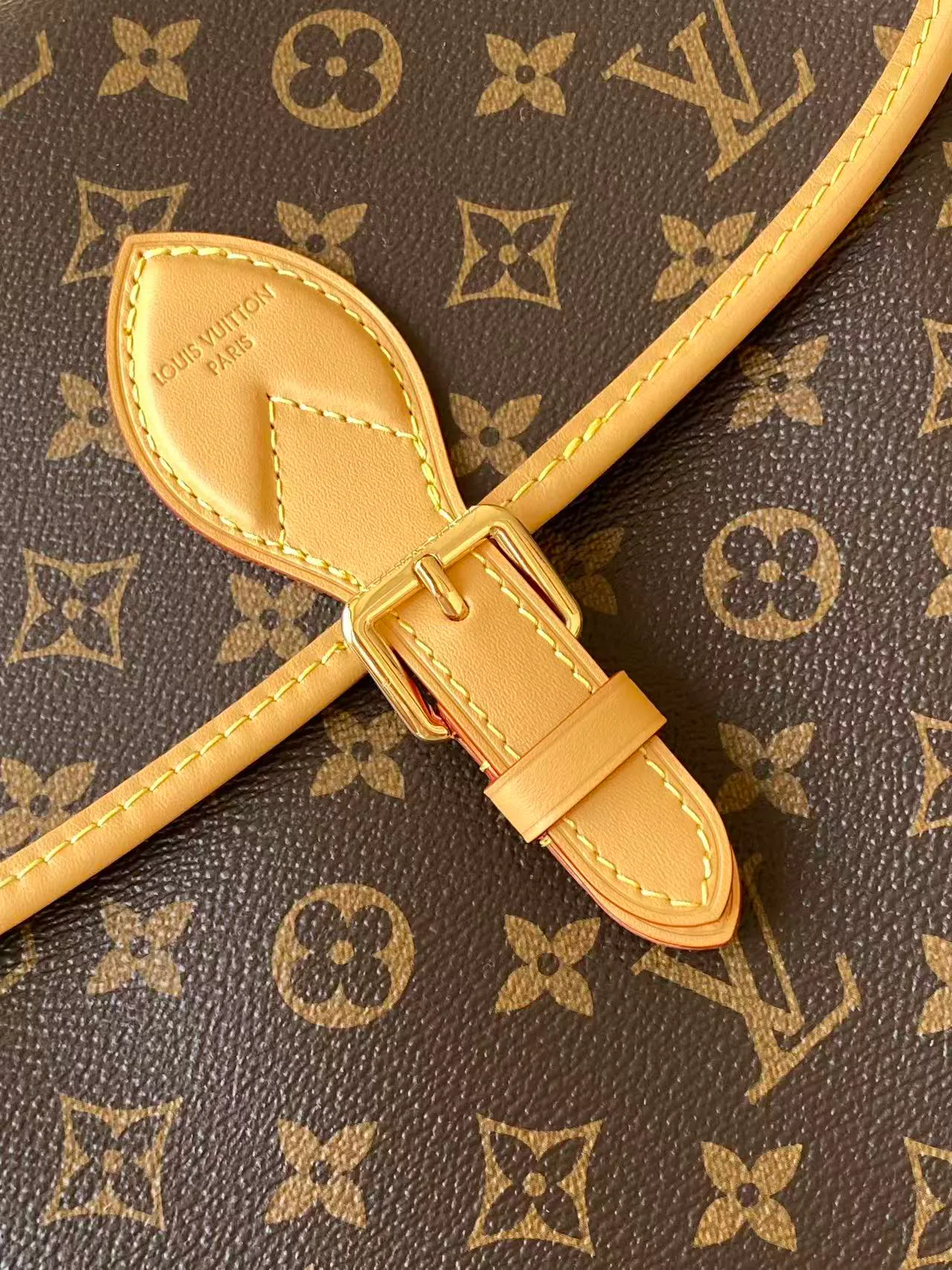 Women's Backpacks LOUIS VUITTON 17949201